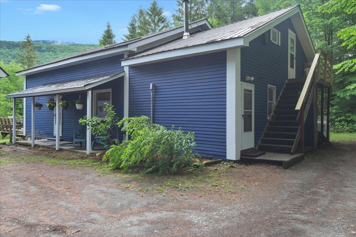 929 Codding Hollow Road