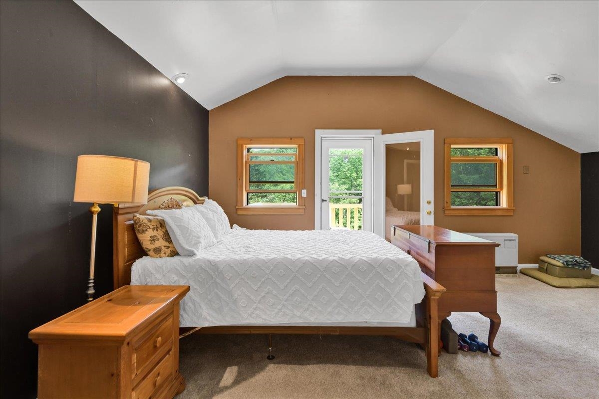 929 Codding Hollow Road