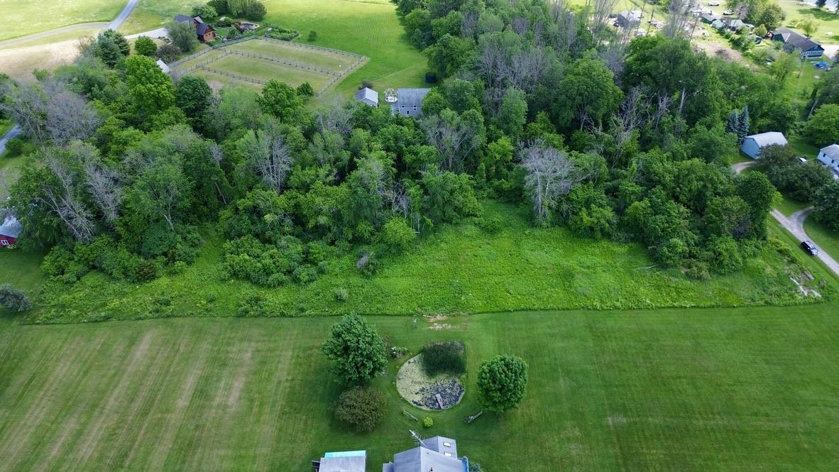 7 Colonel Allen Drive