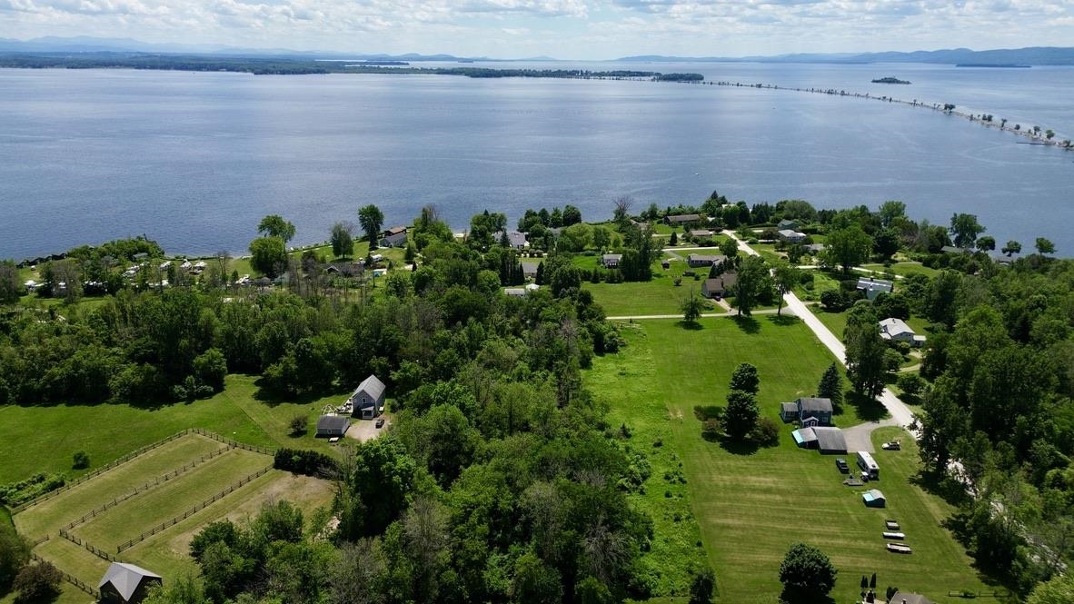 7 Colonel Allen Drive