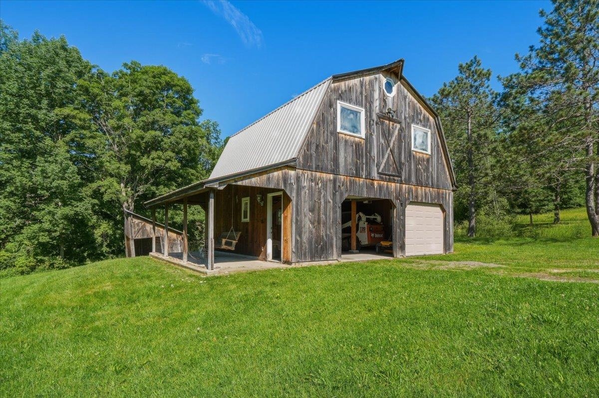 139 Cozzens Road
