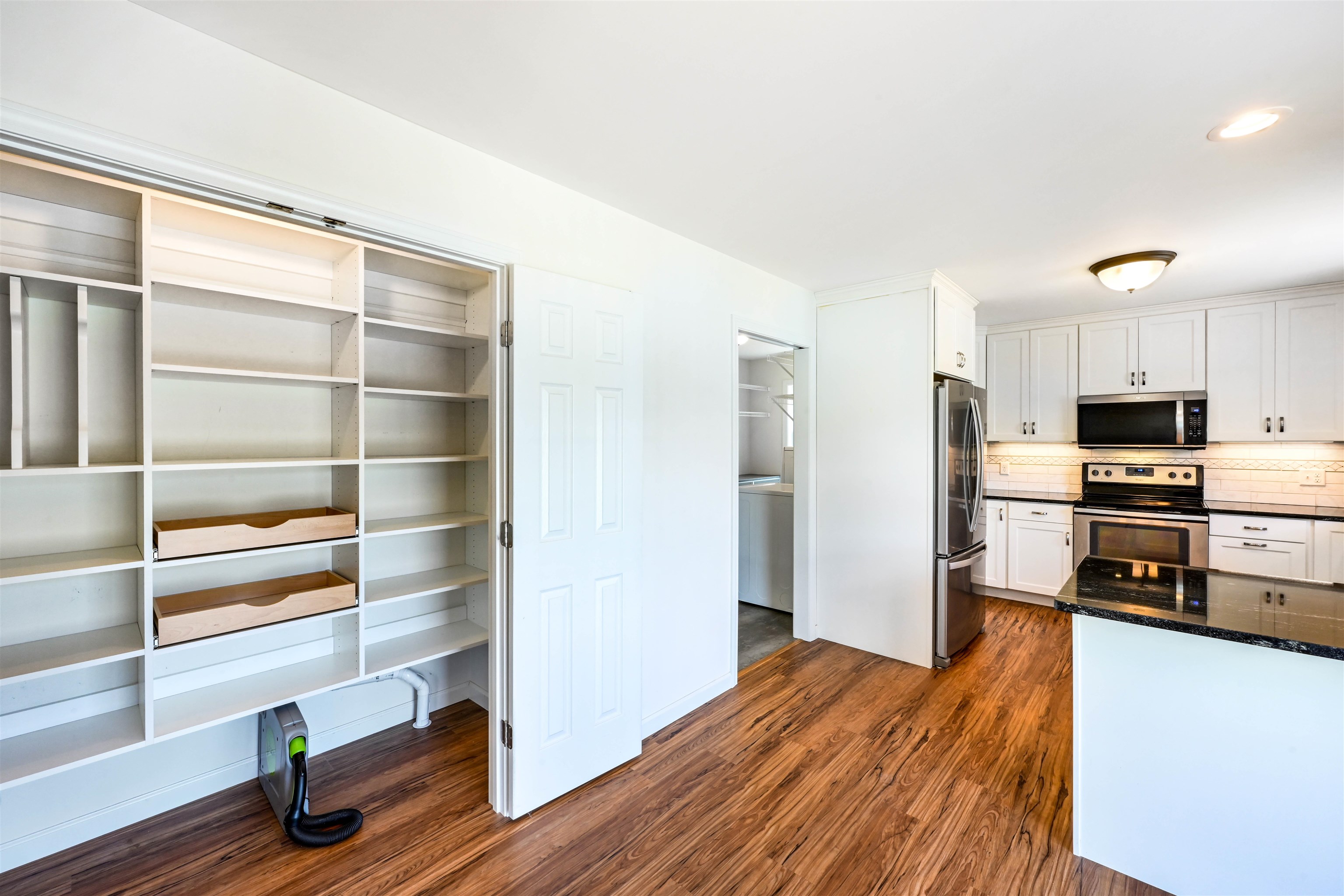 7 Riparian Way