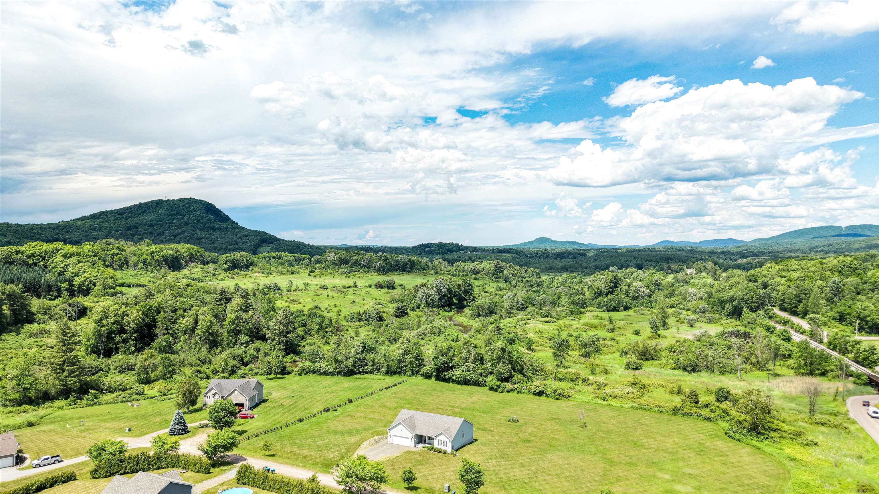 7 Riparian Way