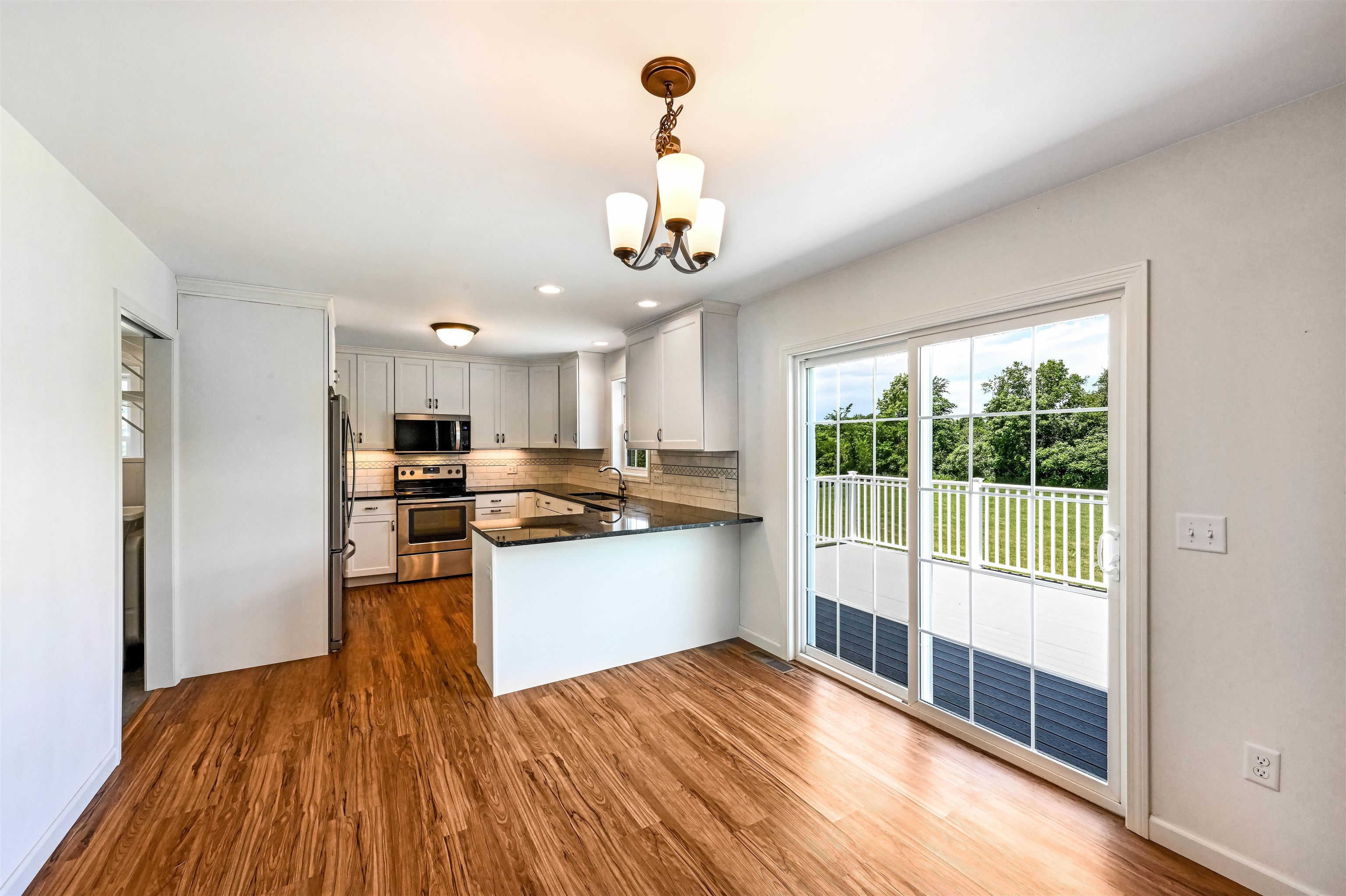 7 Riparian Way