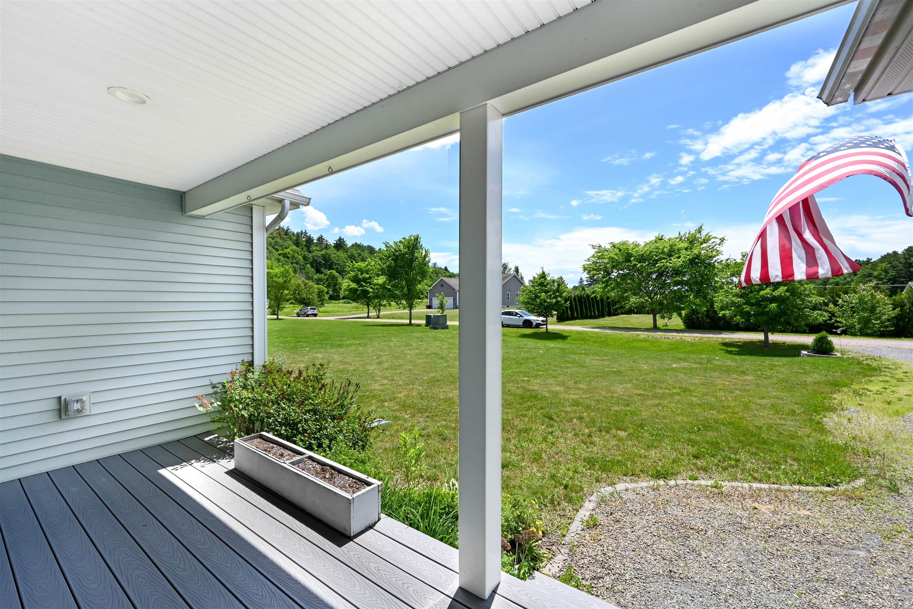 7 Riparian Way