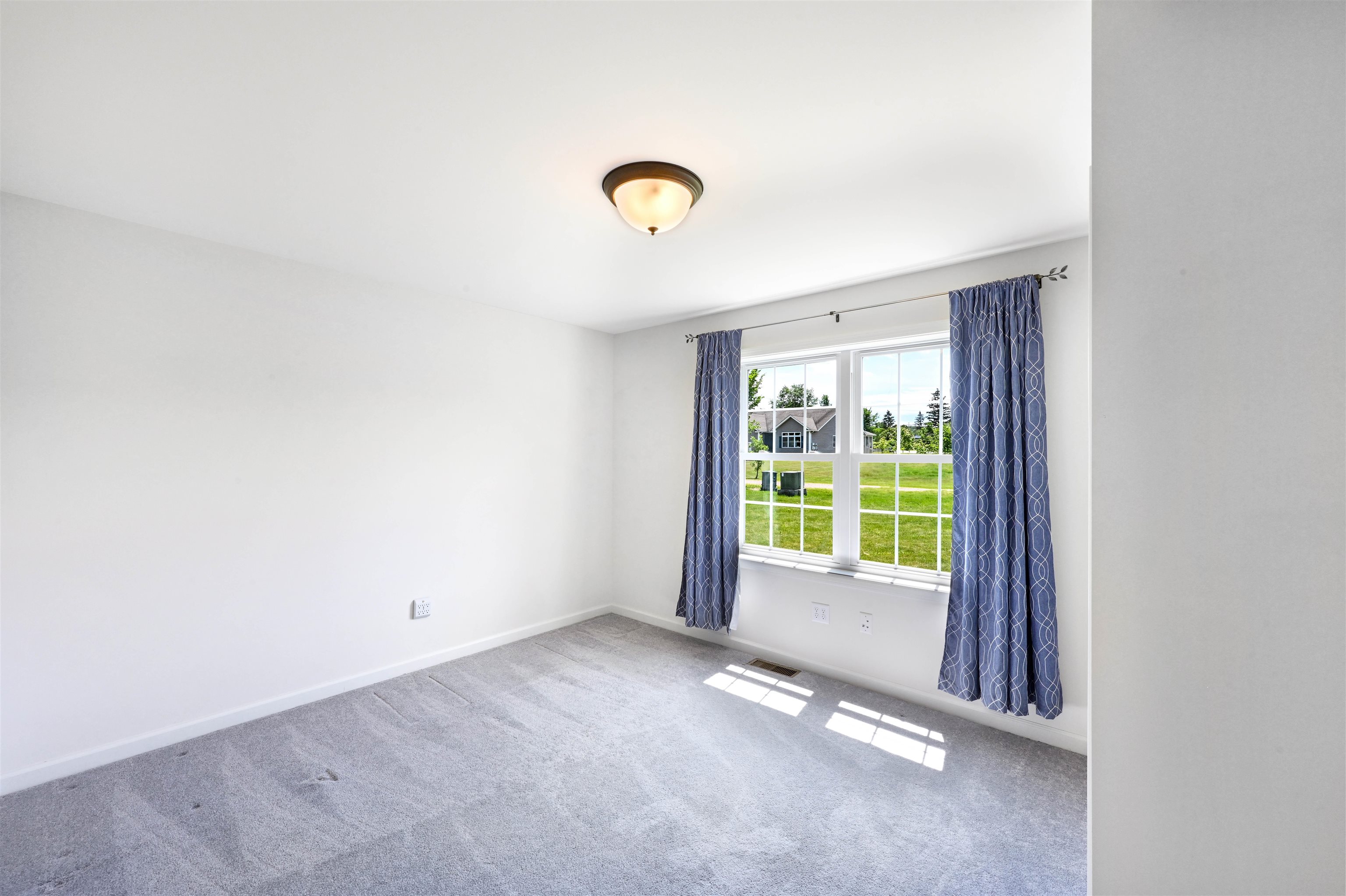 7 Riparian Way
