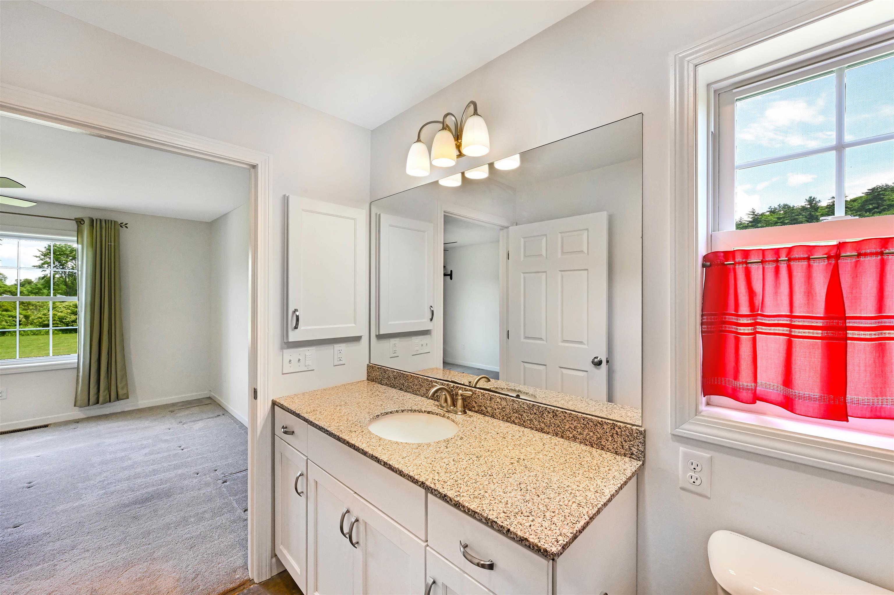 7 Riparian Way