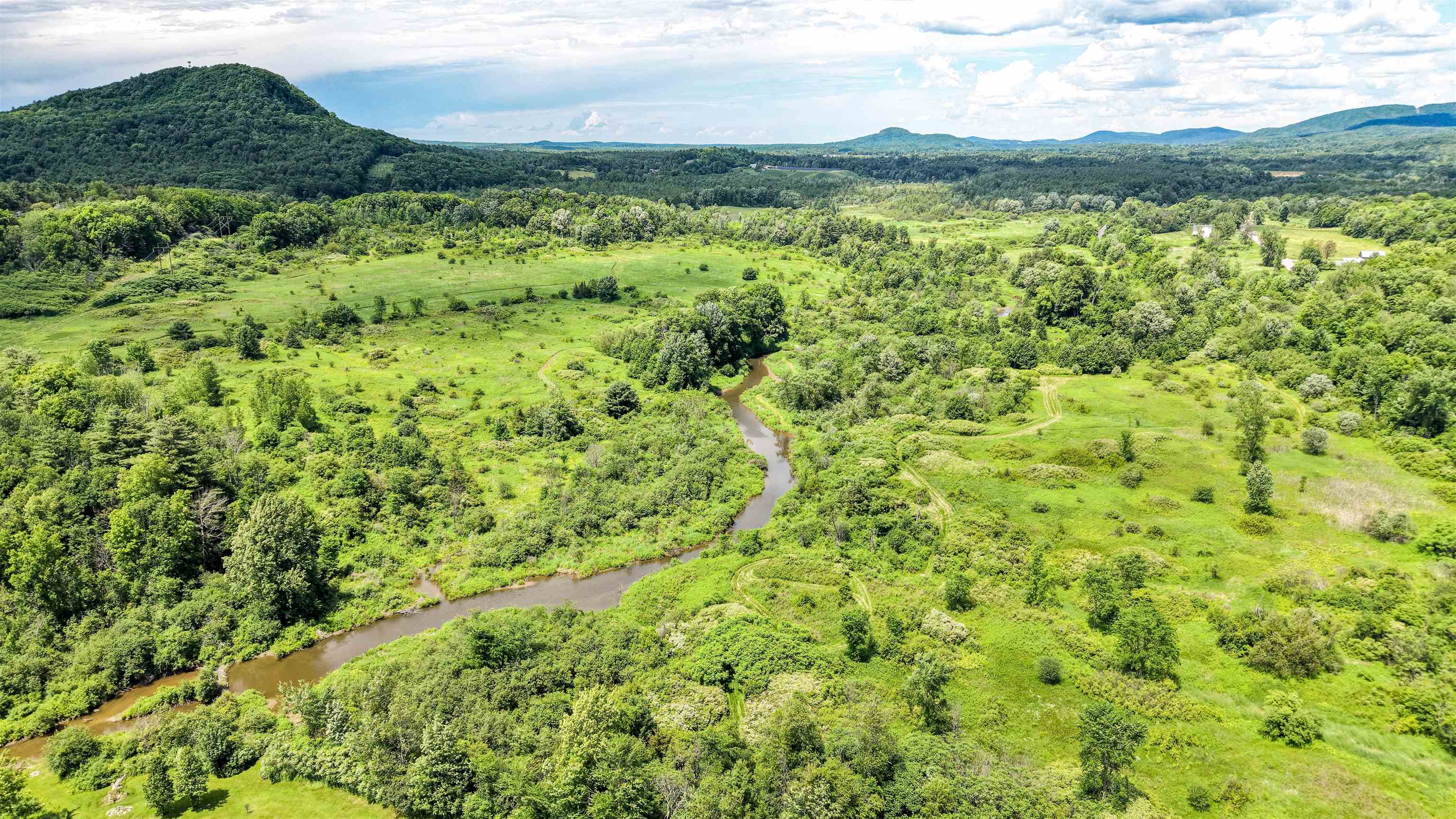 7 Riparian Way