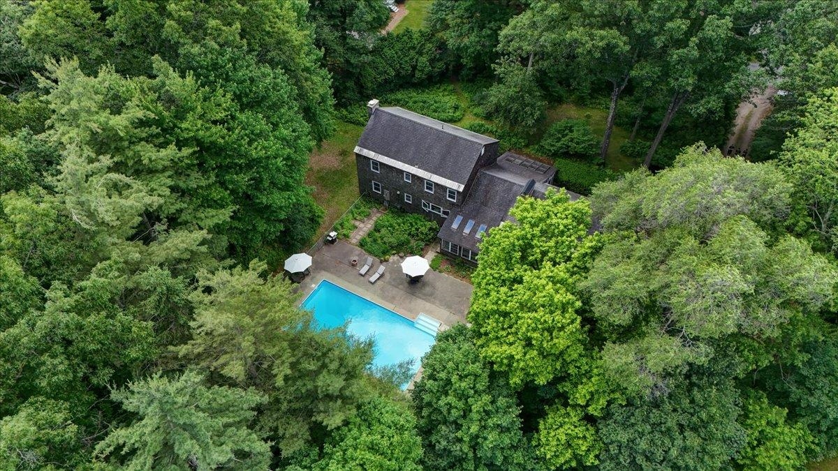10 Birch Lane