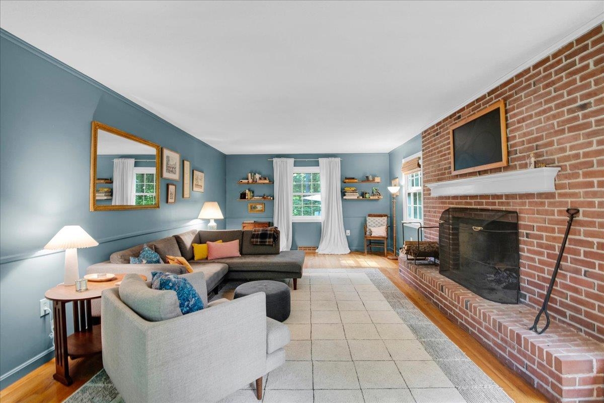 10 Birch Lane