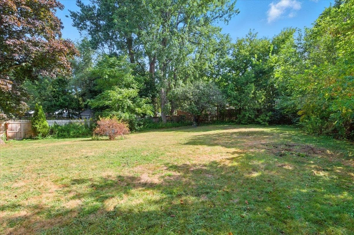 18 Maplewood Drive