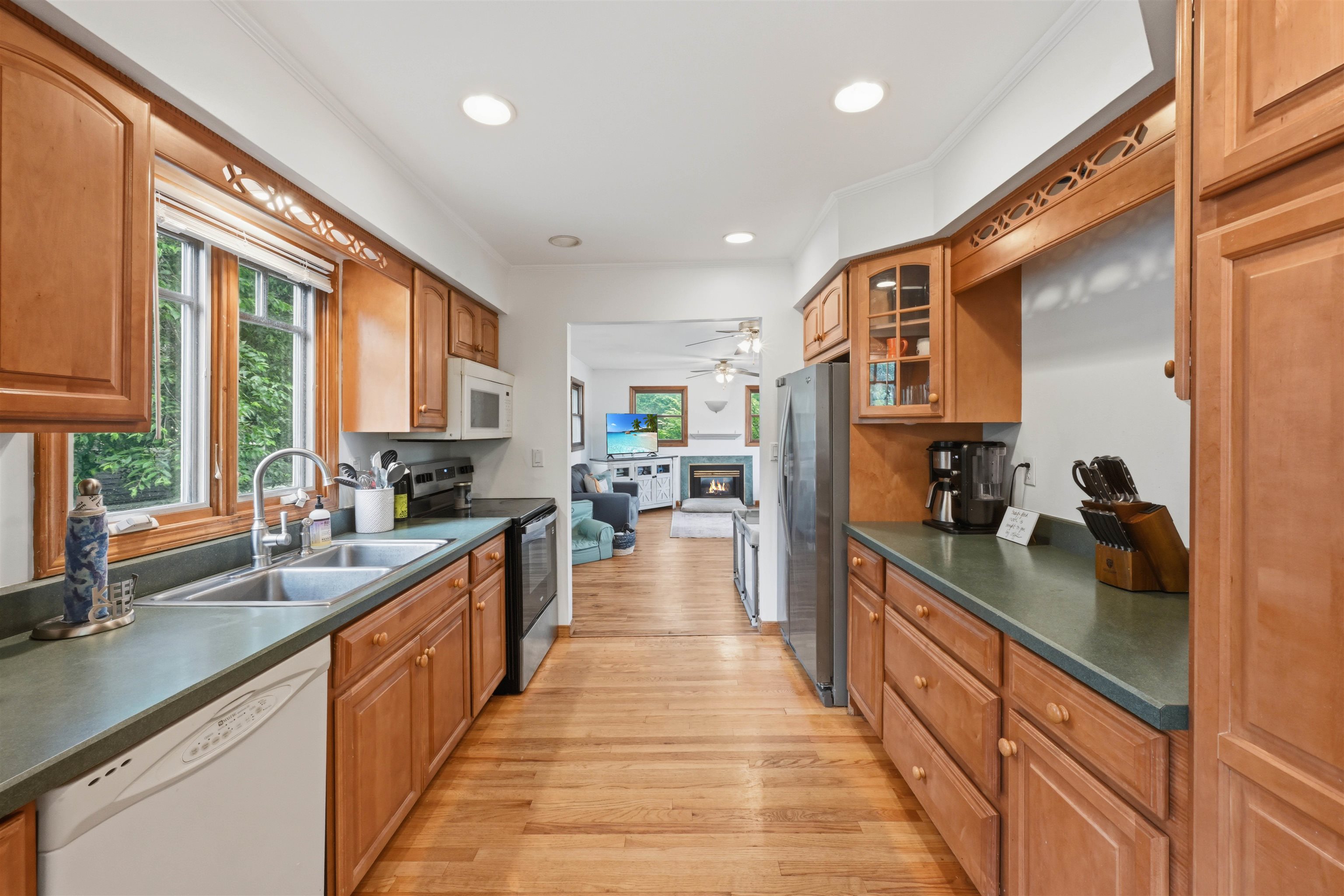 18 Maplewood Drive