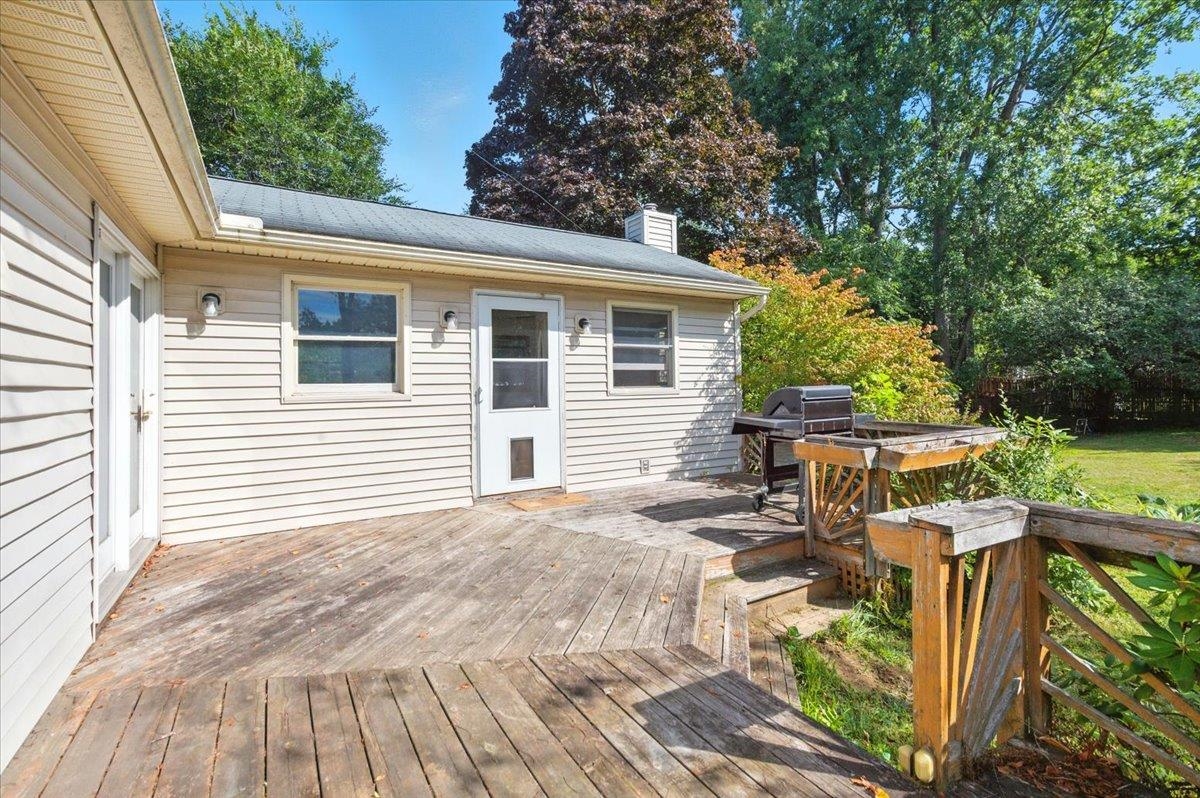18 Maplewood Drive