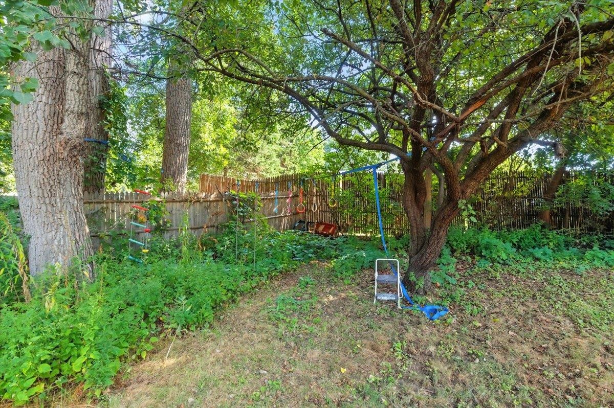 18 Maplewood Drive