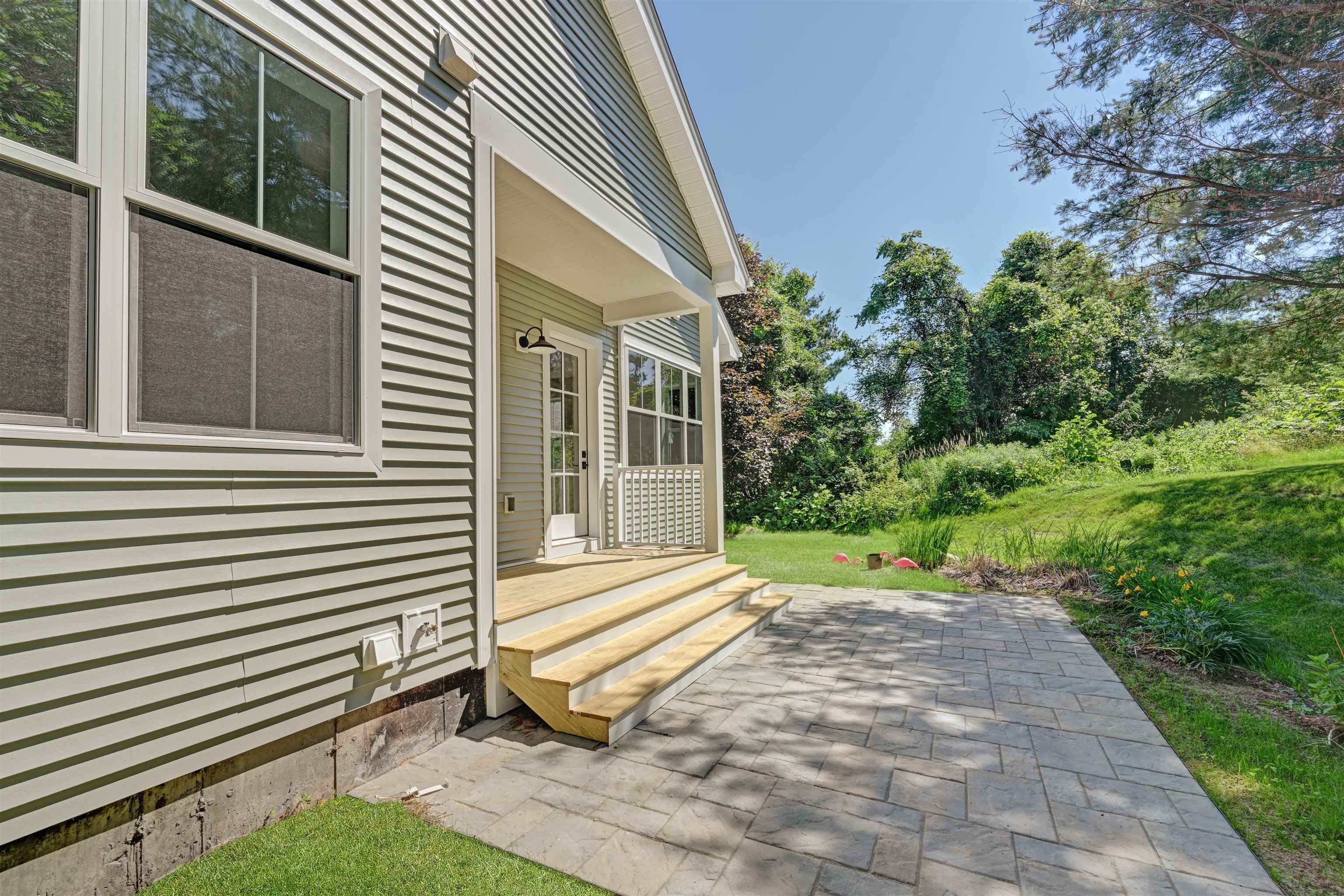 70 Fieldstone Drive