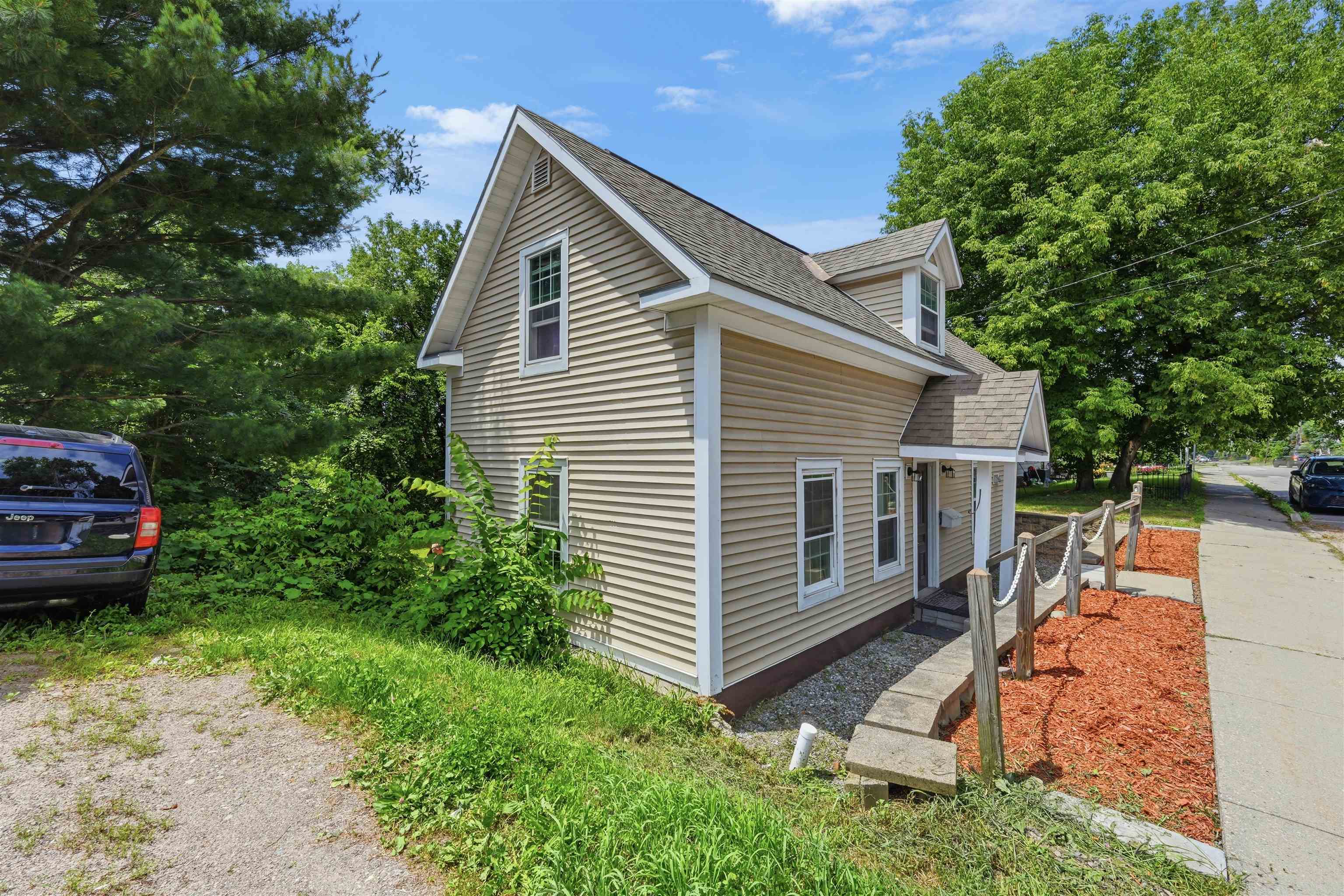 194 Malletts Bay Avenue
