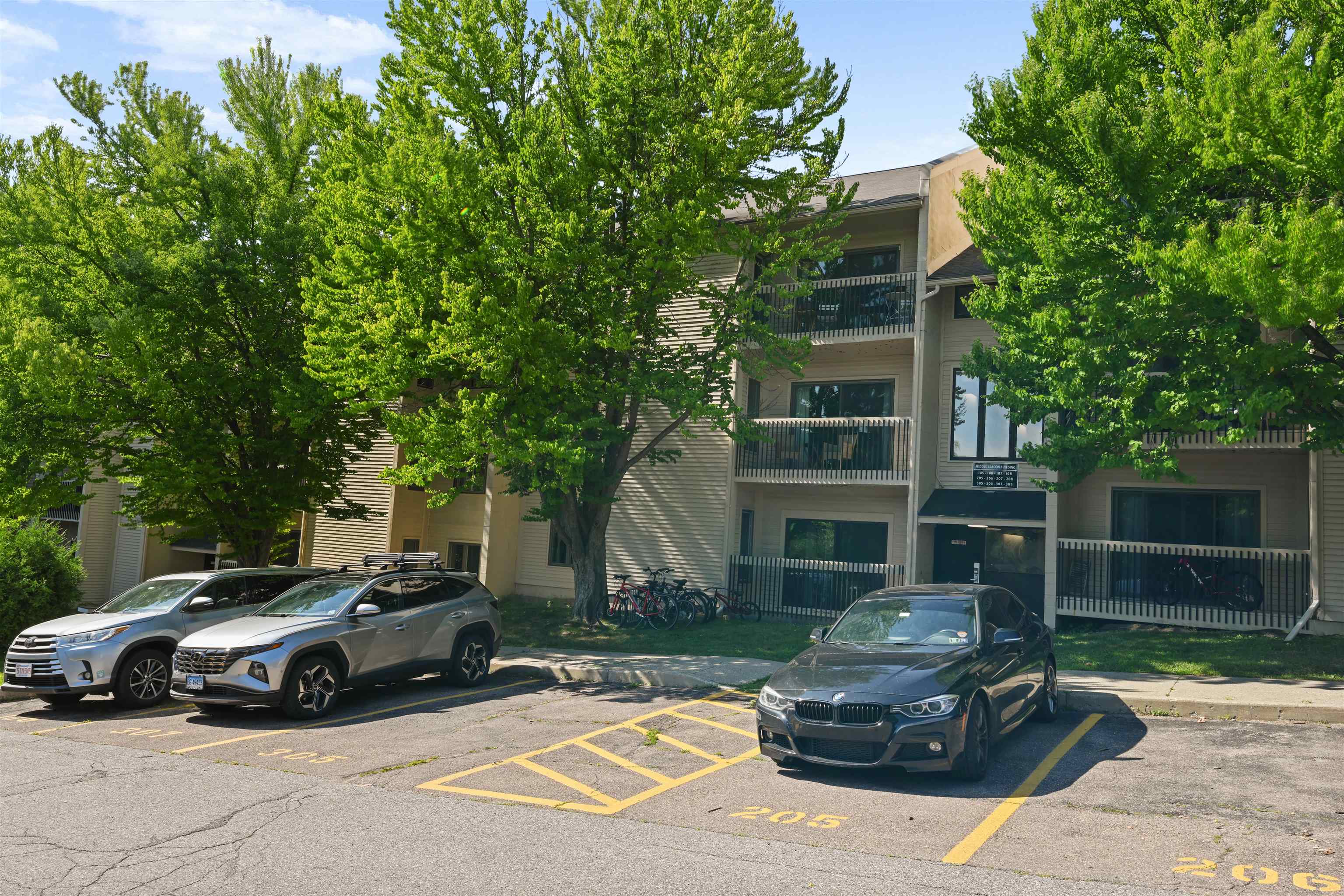 47 South Williams Street Unit: 307