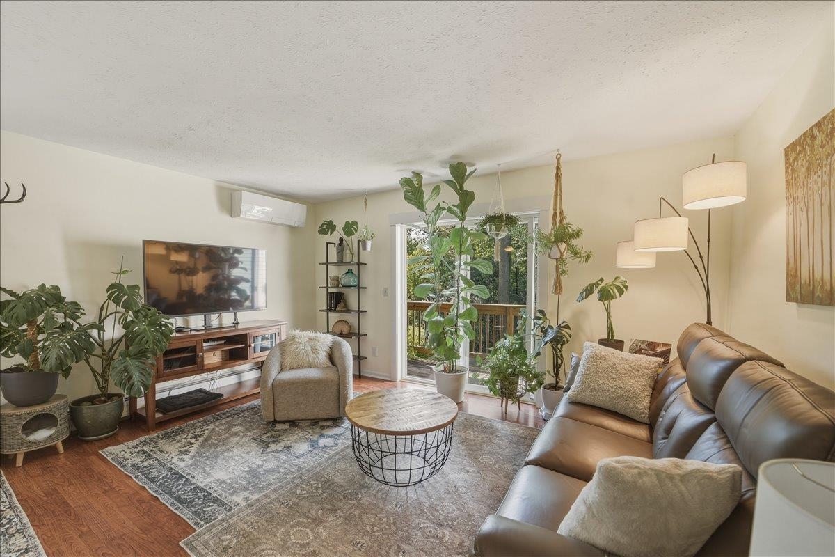 701 Dorset Street Unit: C12