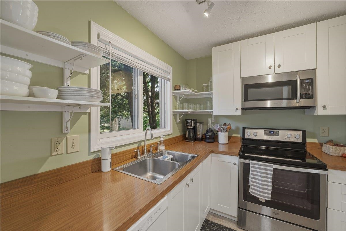 701 Dorset Street Unit: C12