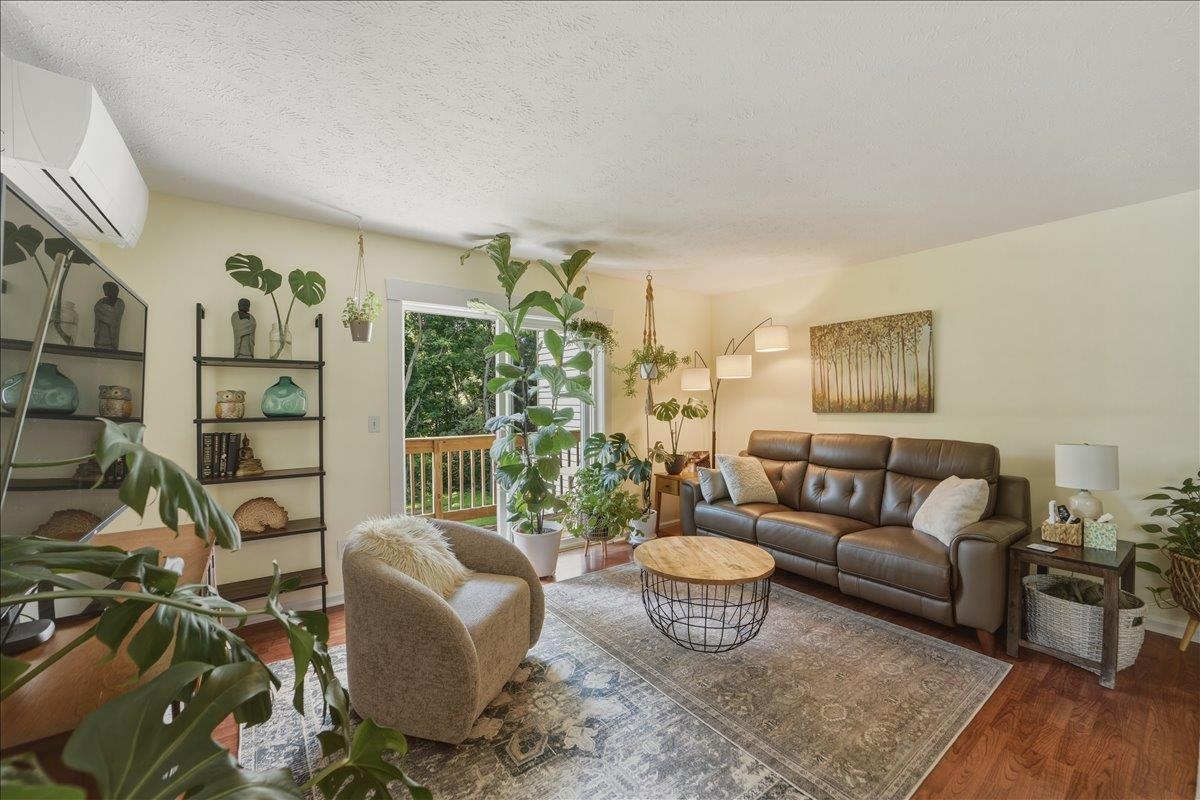 701 Dorset Street Unit: C12