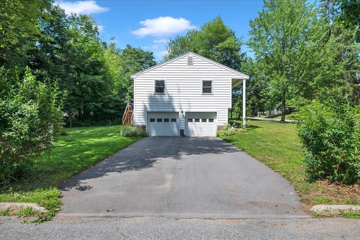 8 Deborah Drive