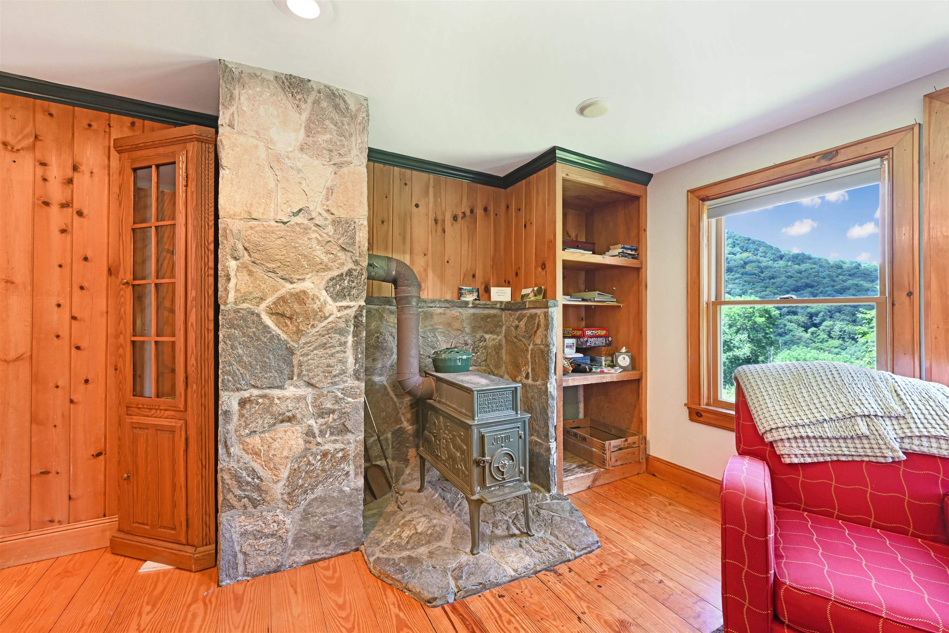 87 Grinka Farm Drive