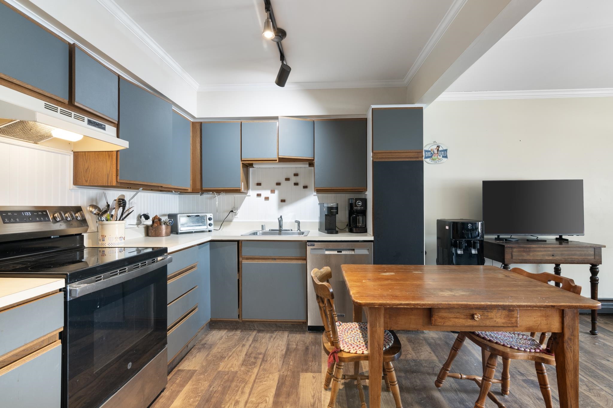 432 South Street Unit: A11