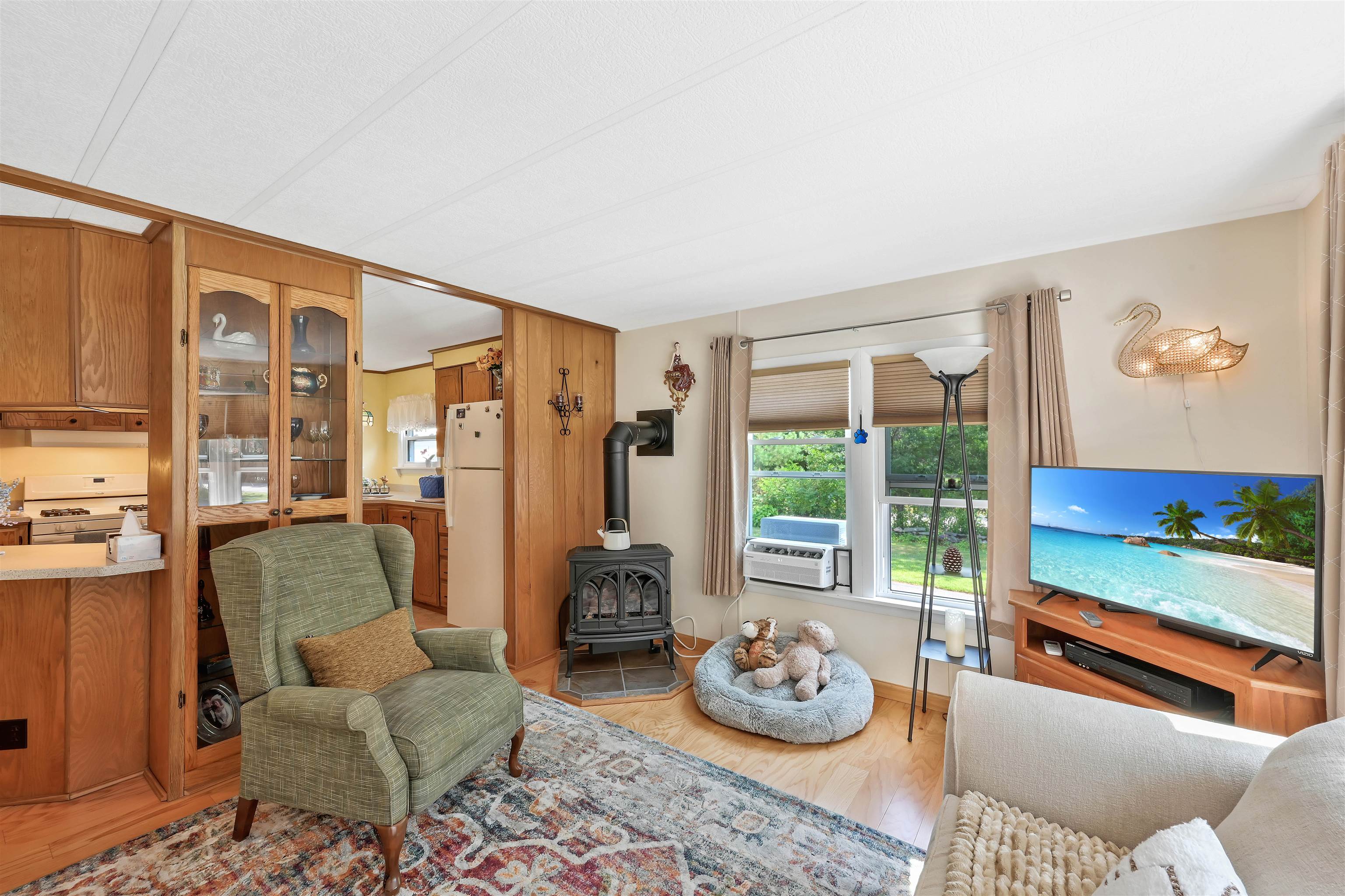 718 Red Pine Road