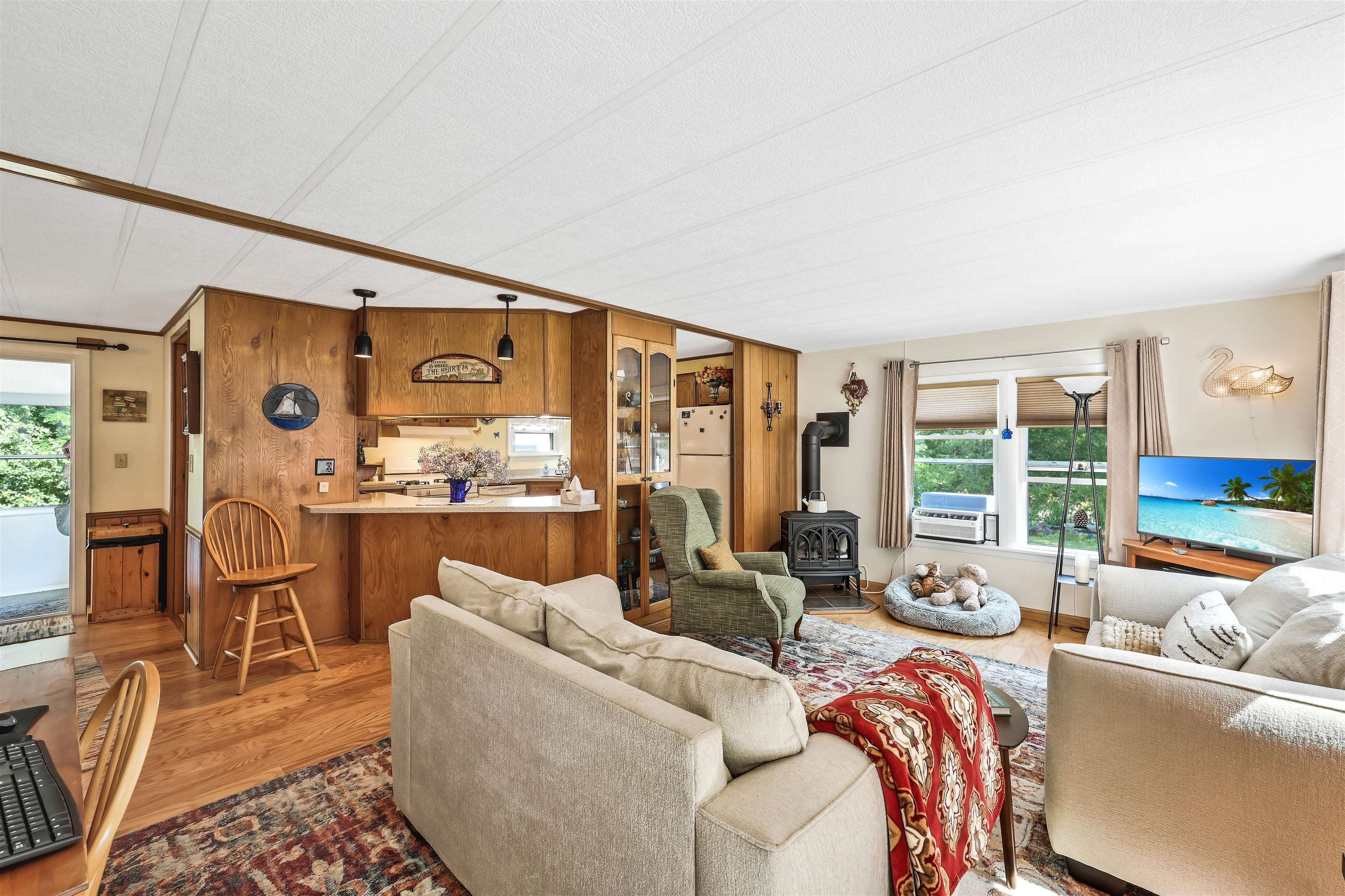 718 Red Pine Road