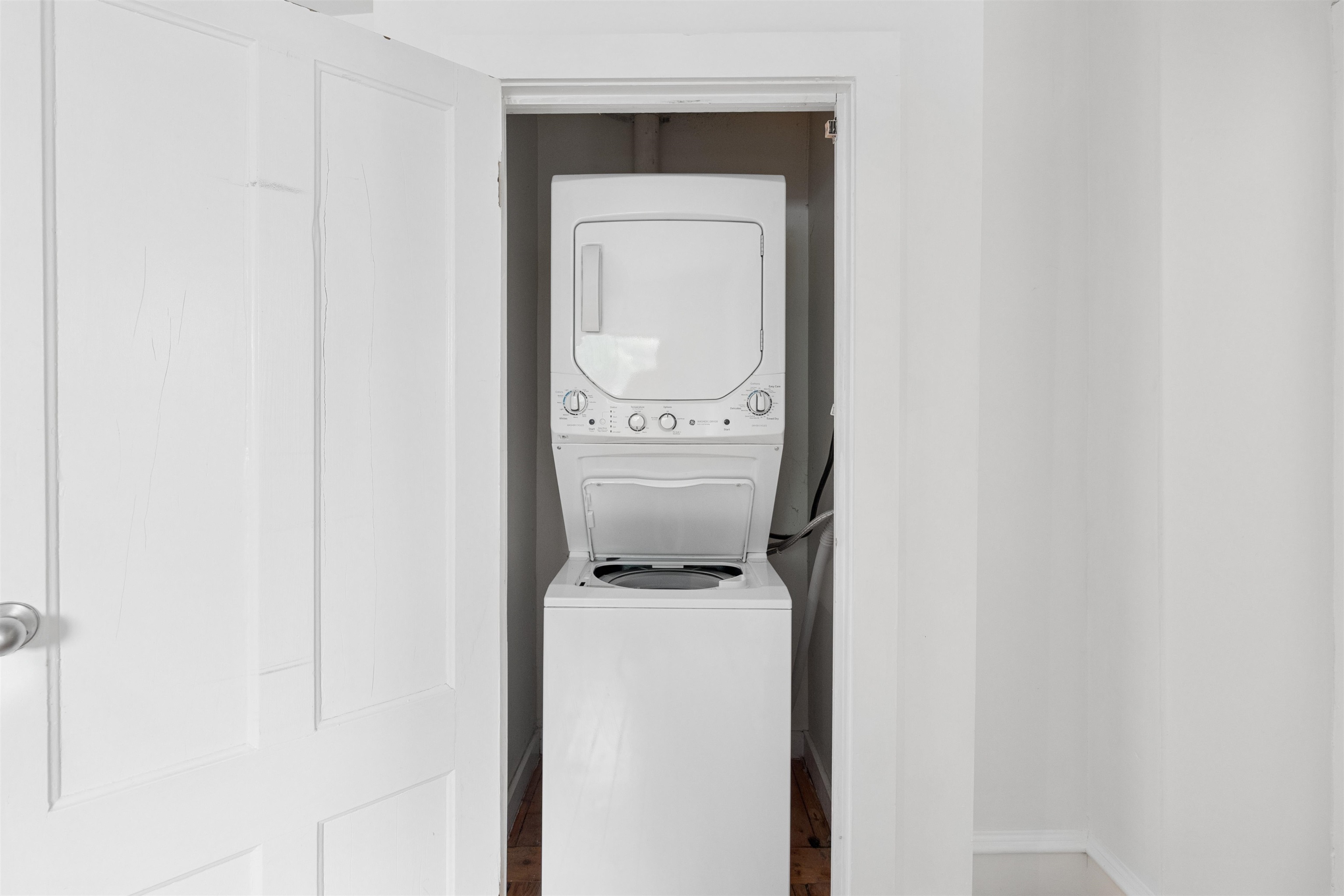 44 Marble Avenue Unit: 4