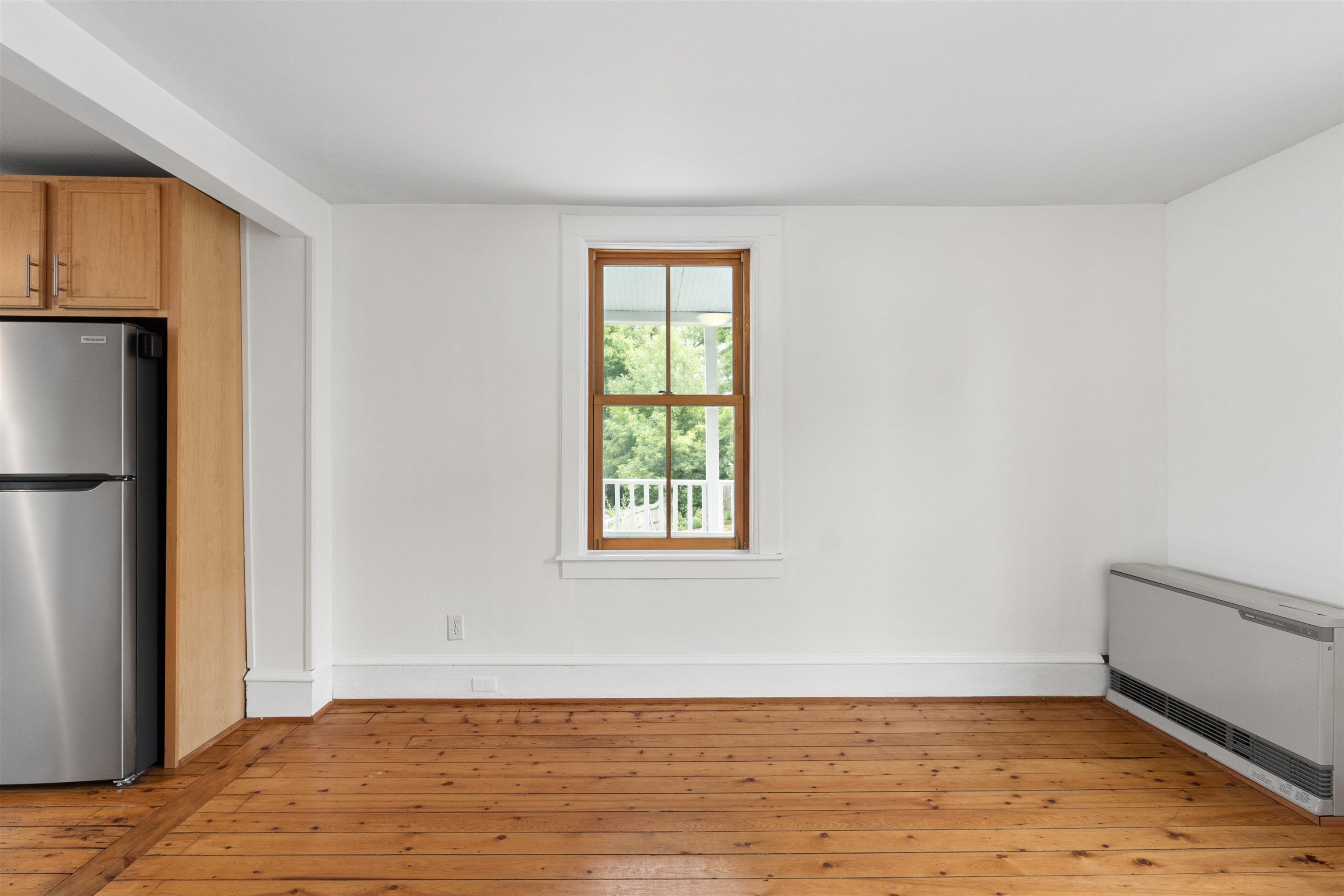 44 Marble Avenue Unit: 4