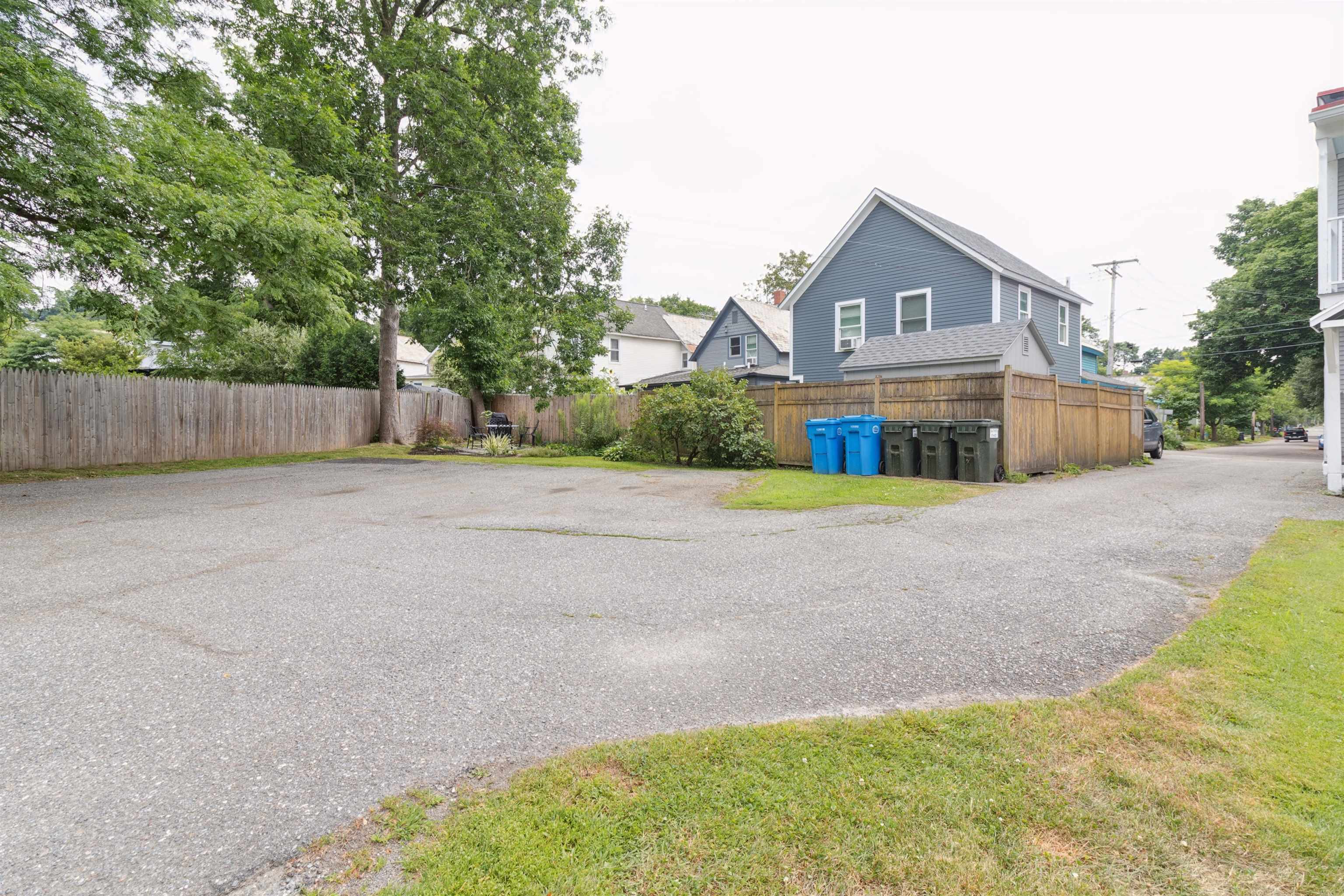 44 Marble Avenue Unit: 4