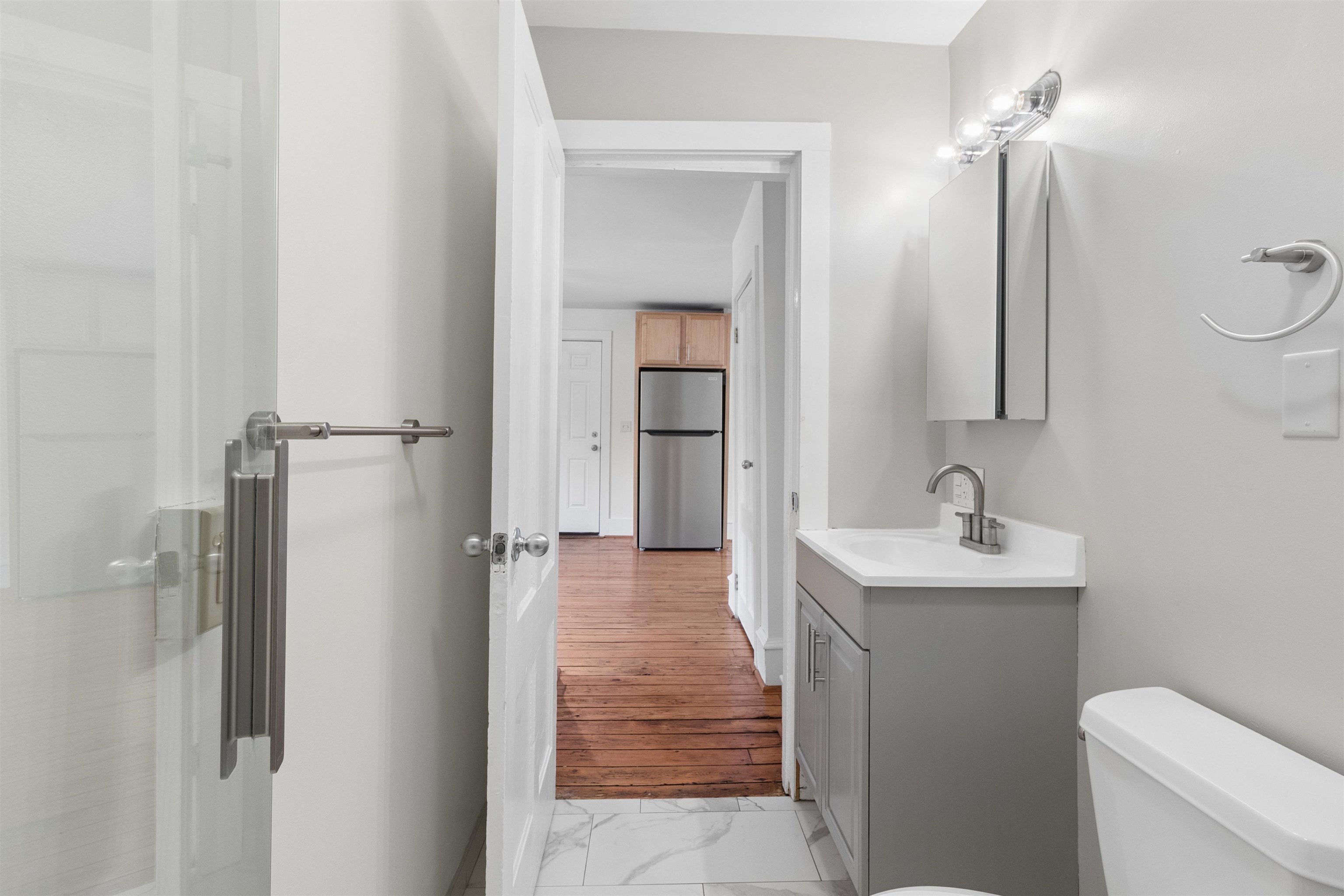44 Marble Avenue Unit: 4