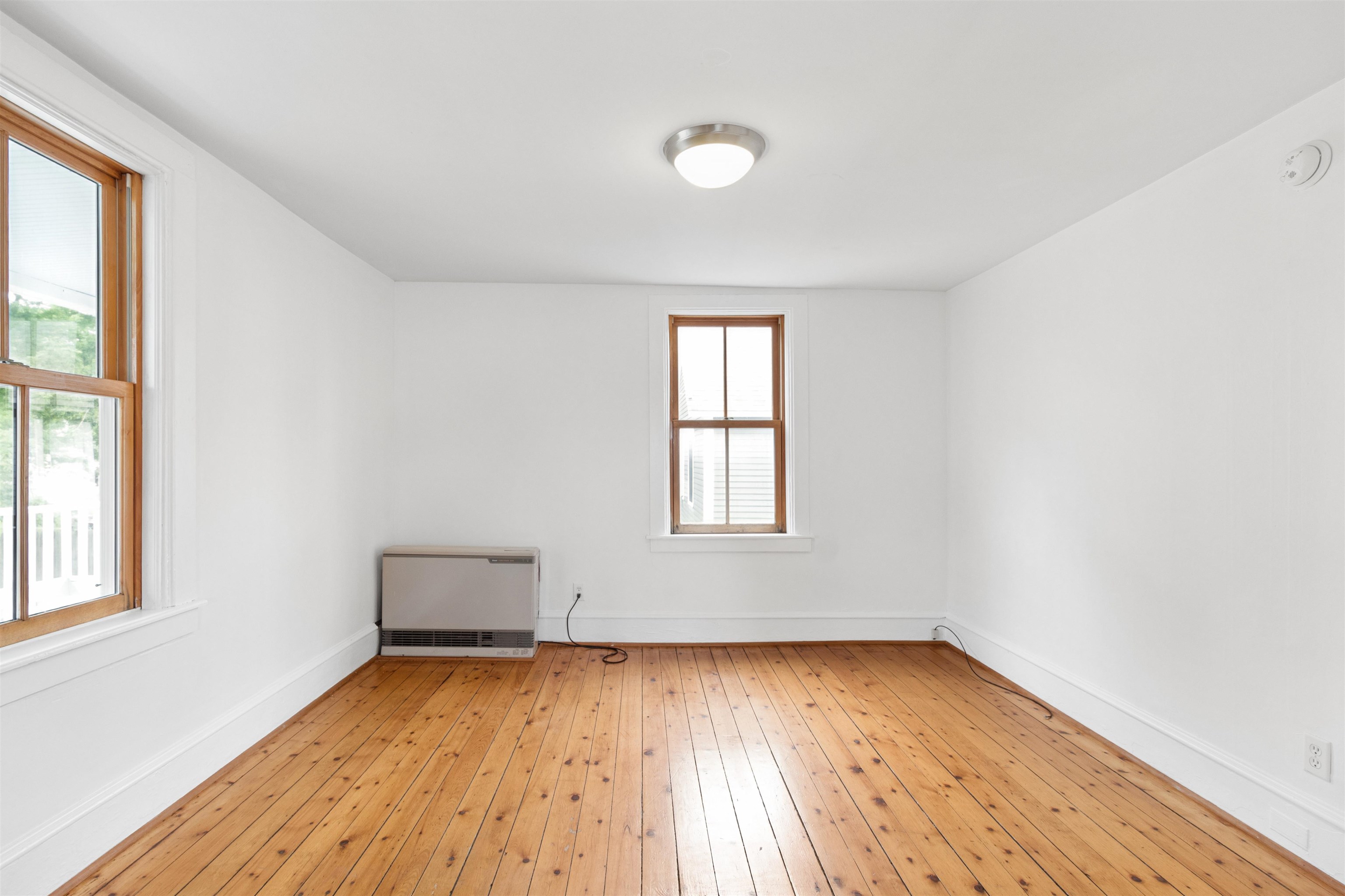 44 Marble Avenue Unit: 4