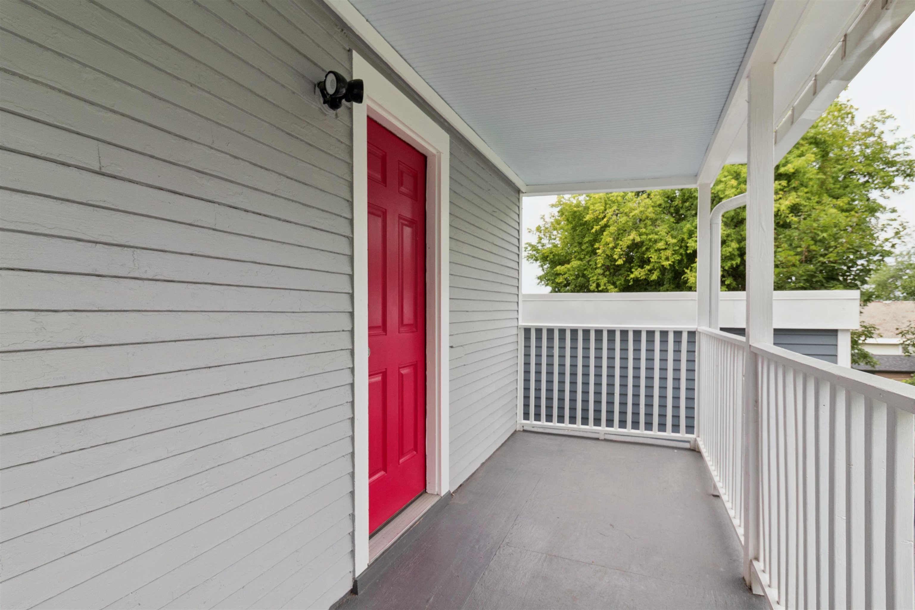 44 Marble Avenue Unit: 4