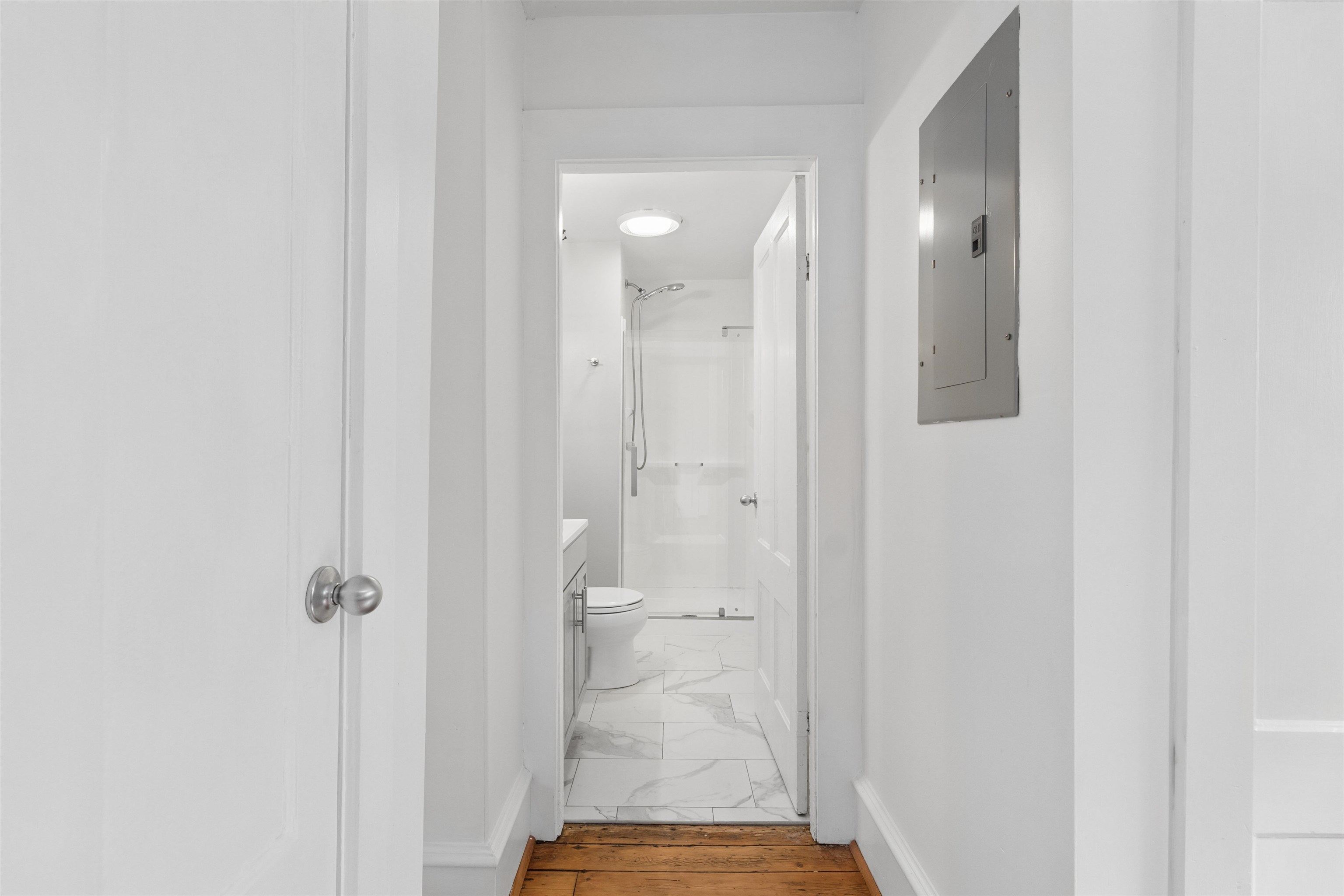 44 Marble Avenue Unit: 4