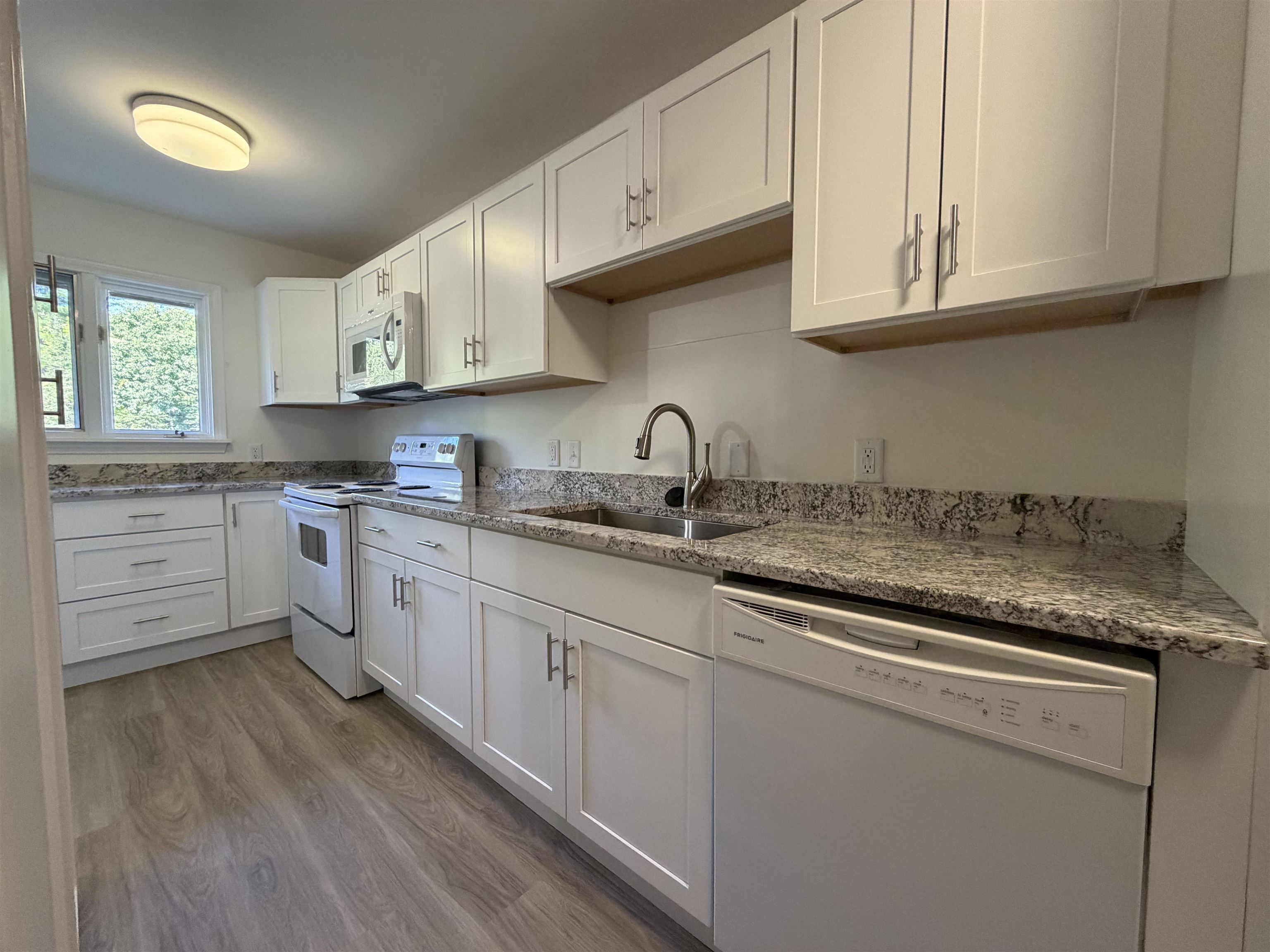 39 Brookside Drive Unit: 4