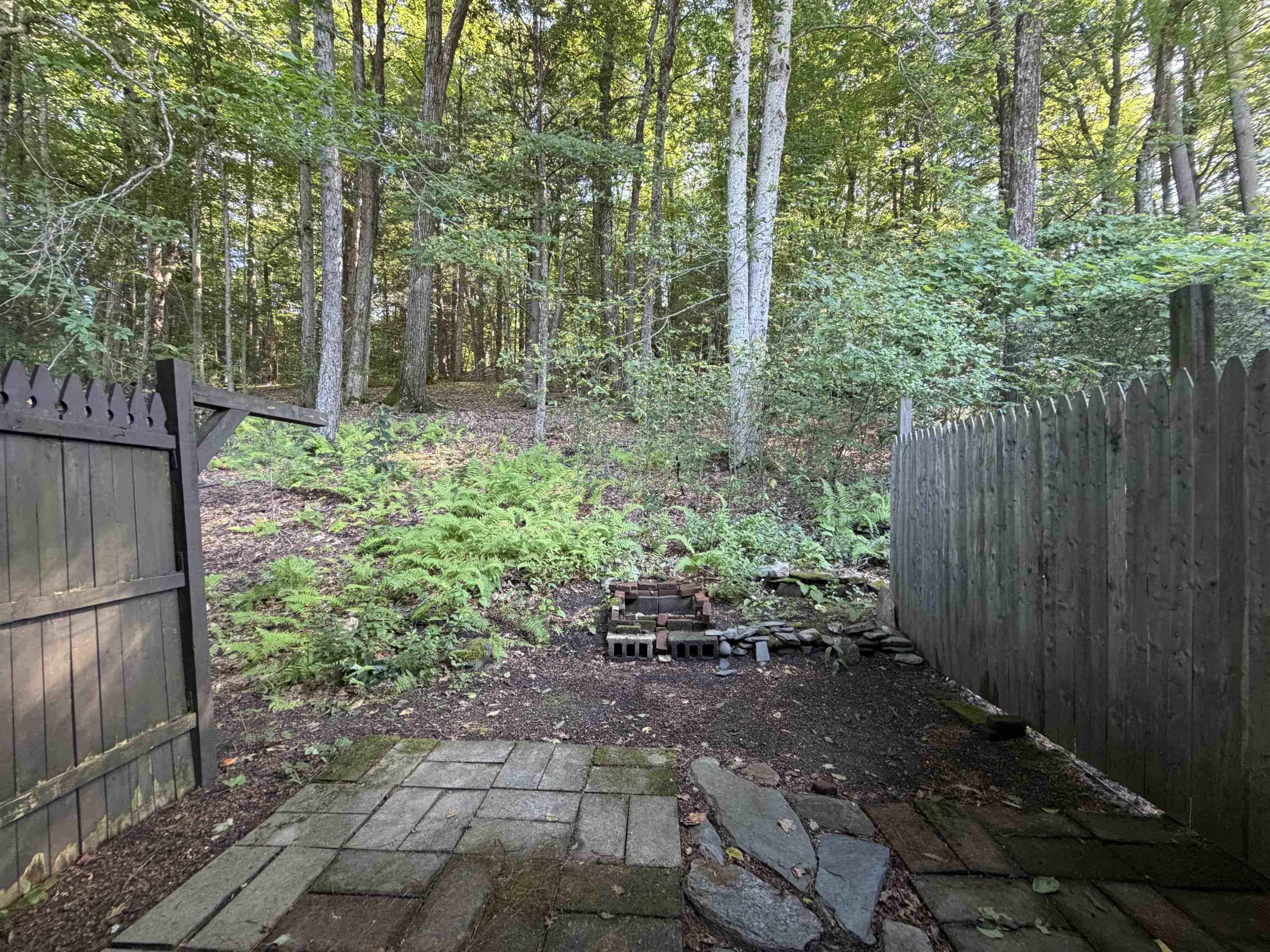 39 Brookside Drive Unit: 4