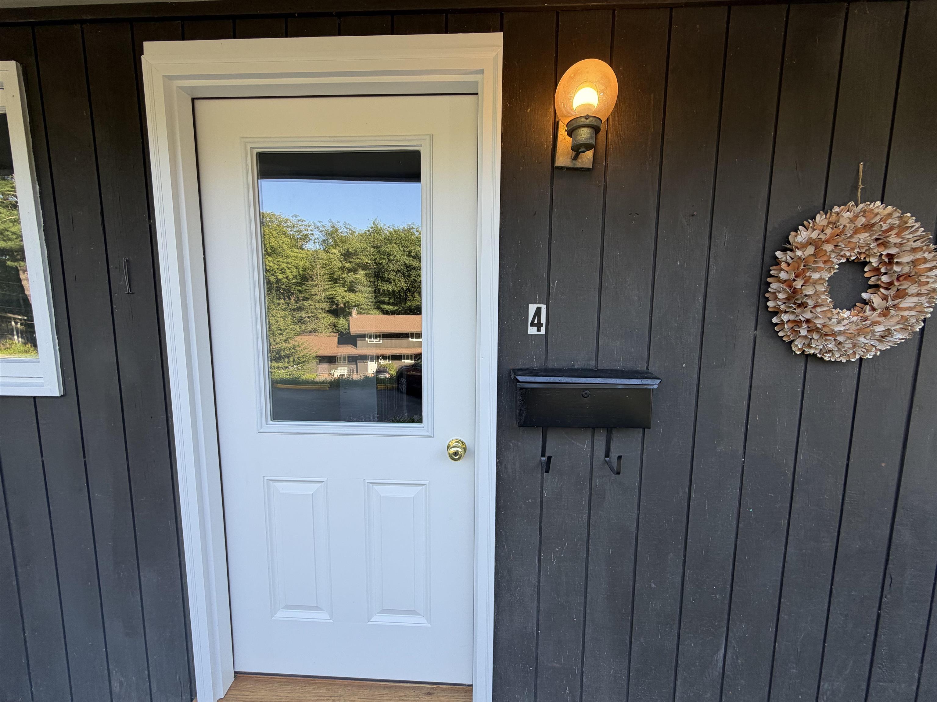 39 Brookside Drive Unit: 4