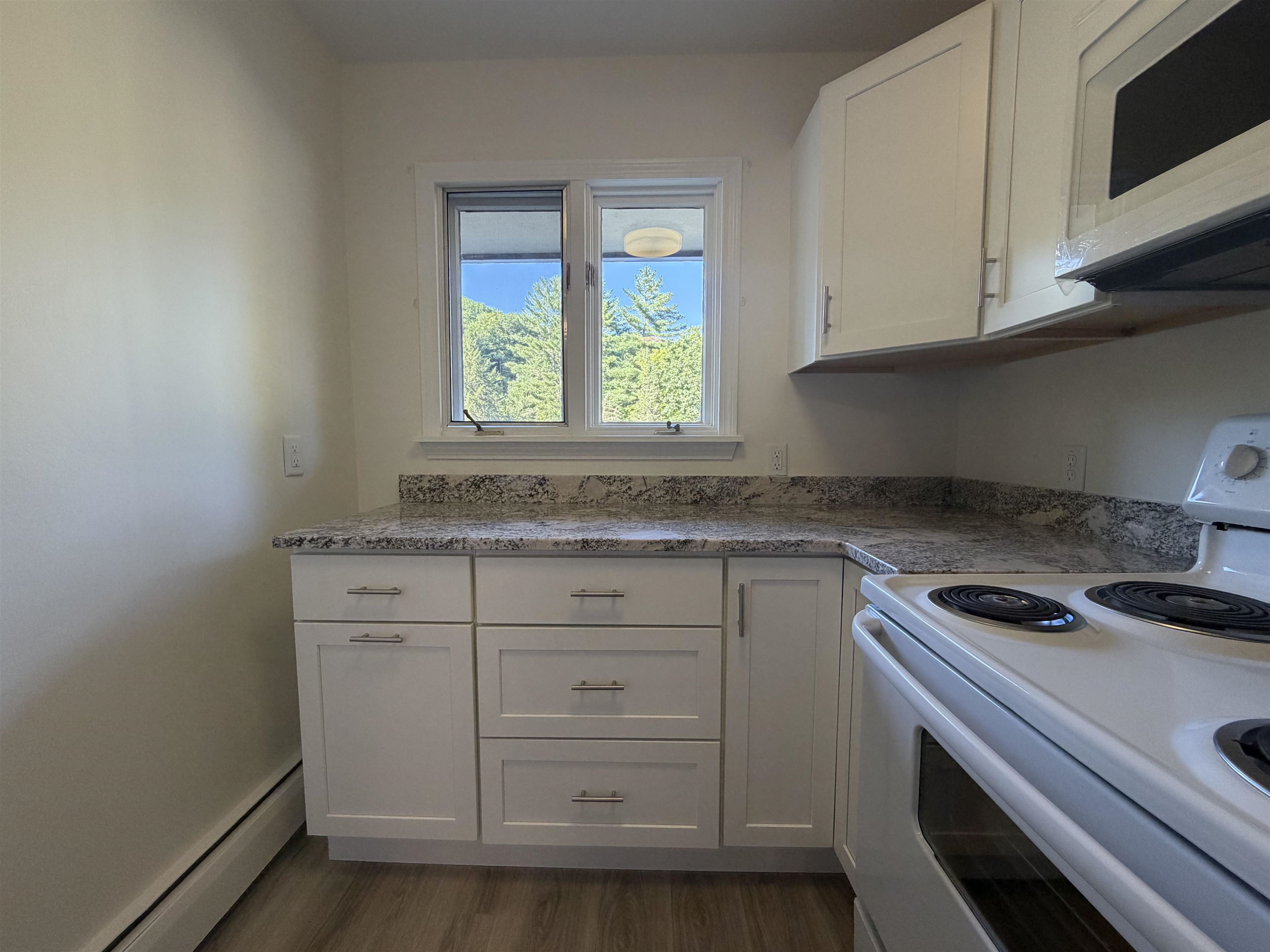 39 Brookside Drive Unit: 4