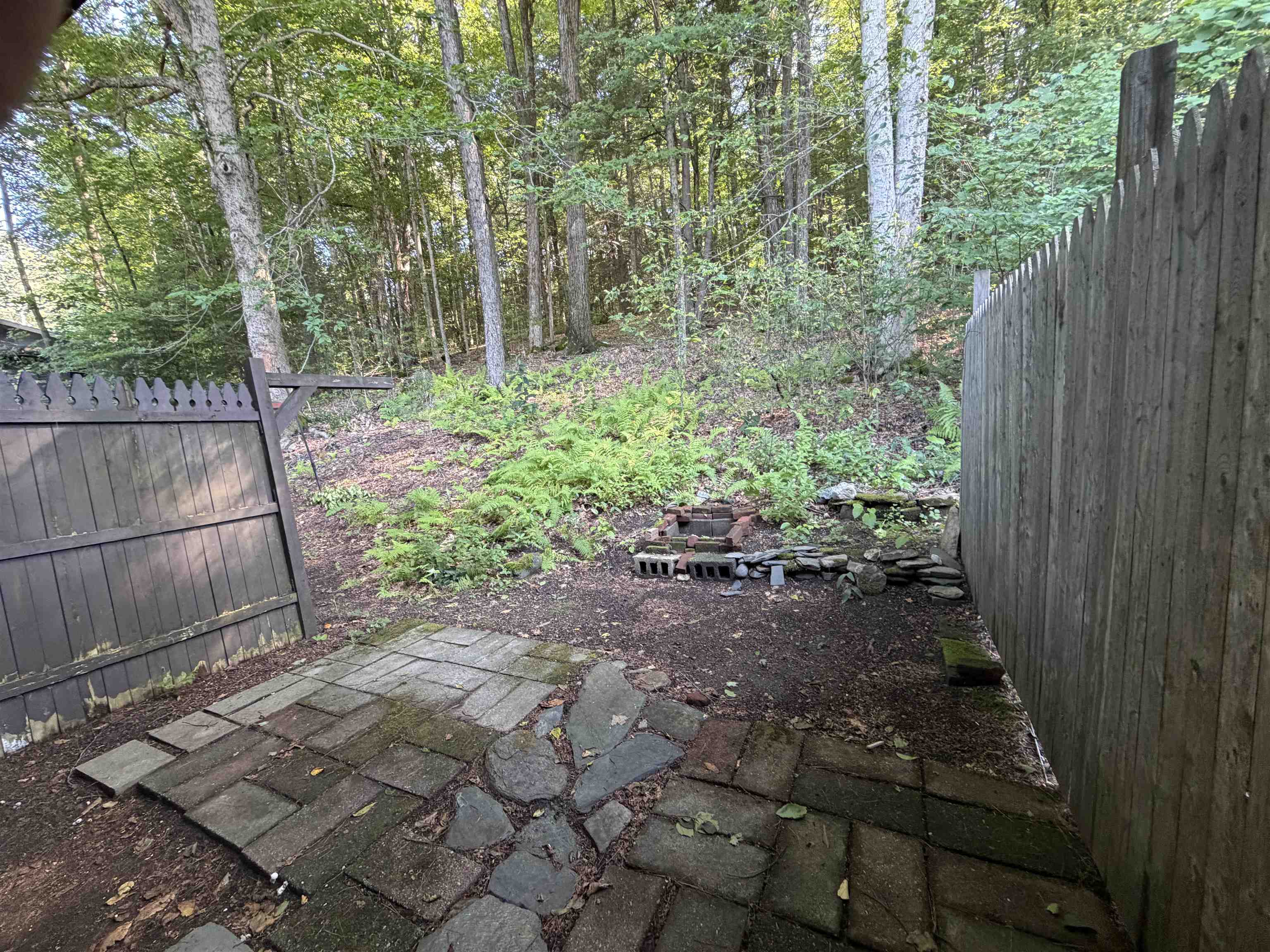 39 Brookside Drive Unit: 4