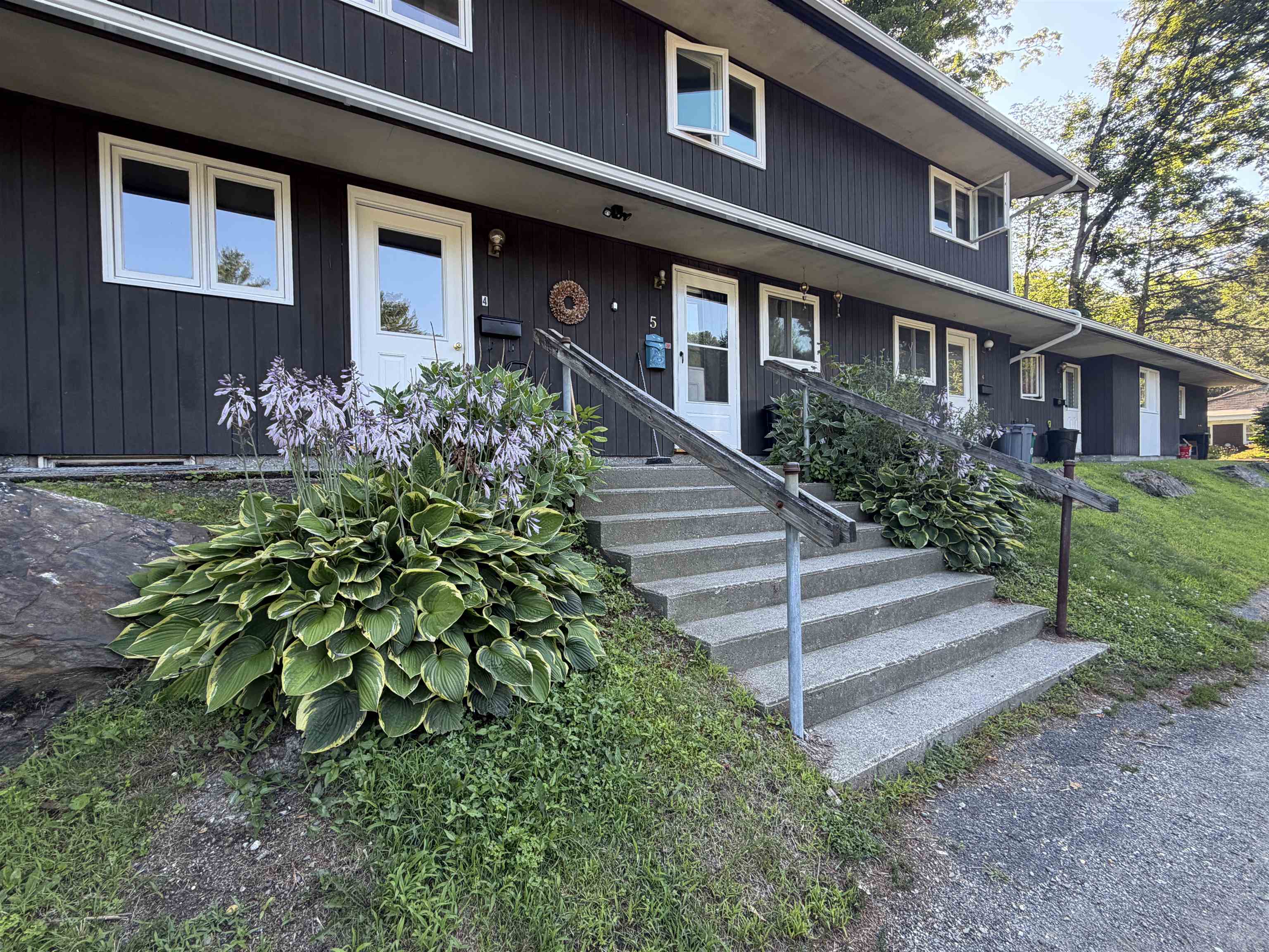 39 Brookside Drive Unit: 4