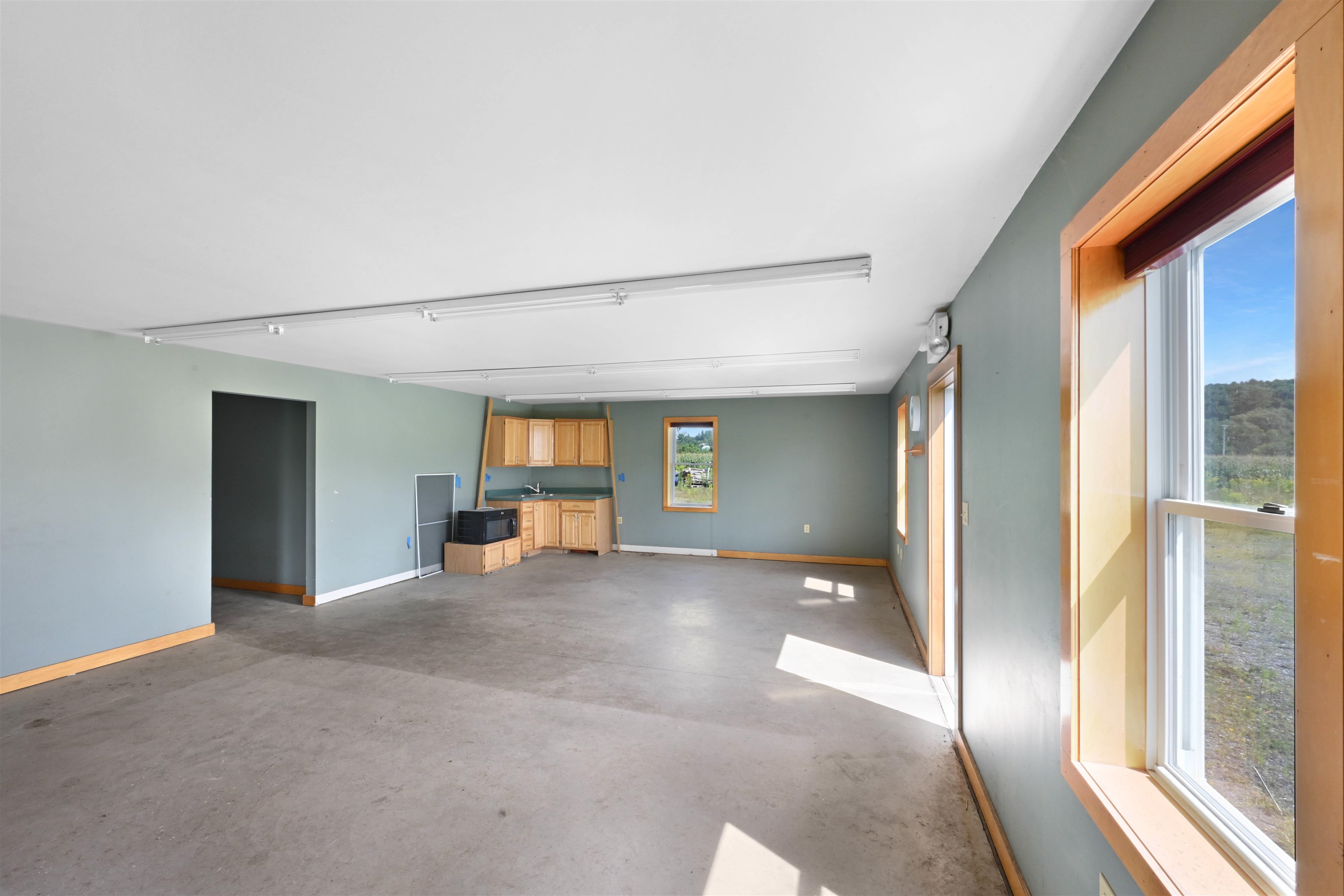 100 Cherry Tree Hill Lane
