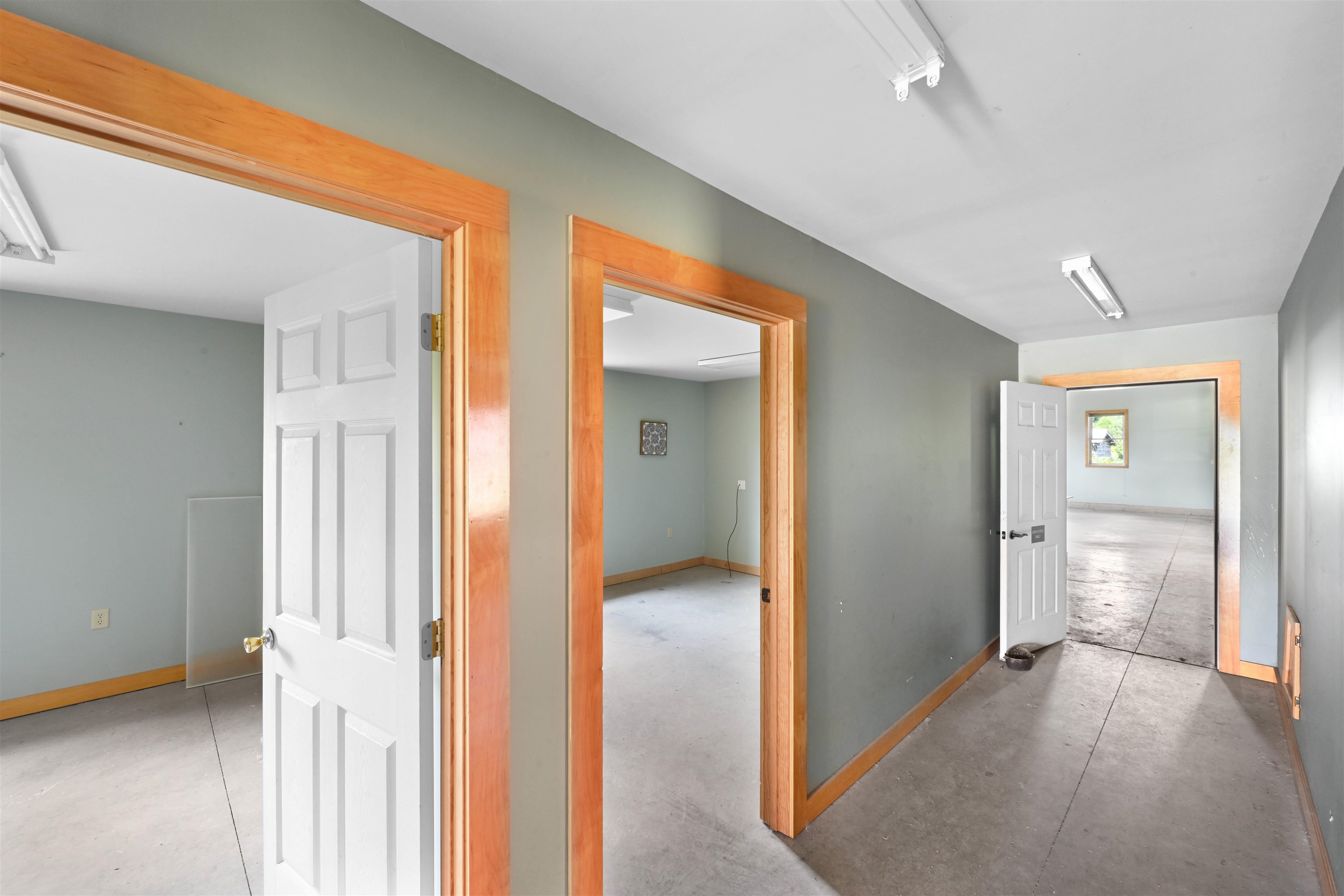 100 Cherry Tree Hill Lane