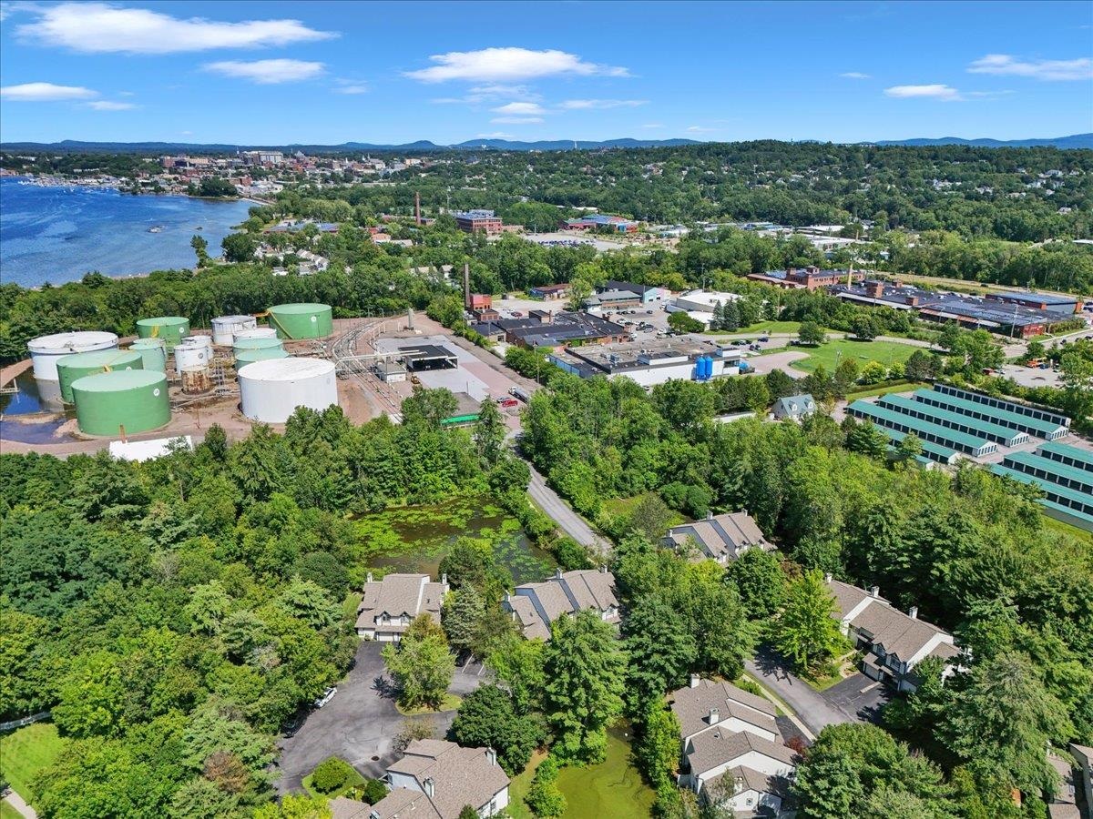 3 Lake Forest Drive