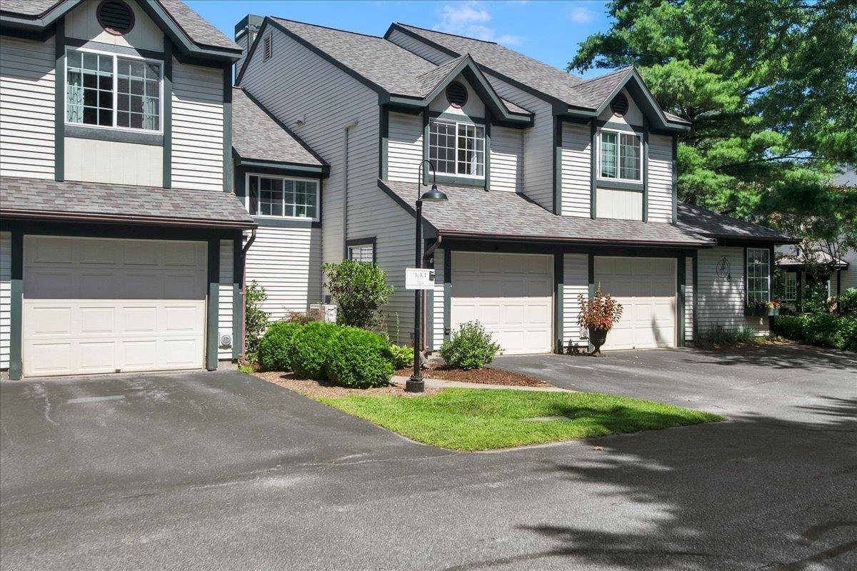 3 Lake Forest Drive