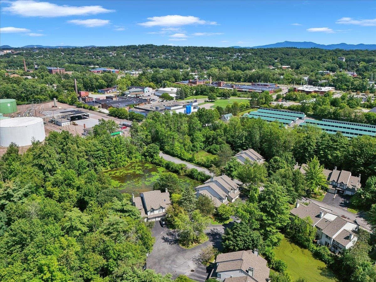 3 Lake Forest Drive
