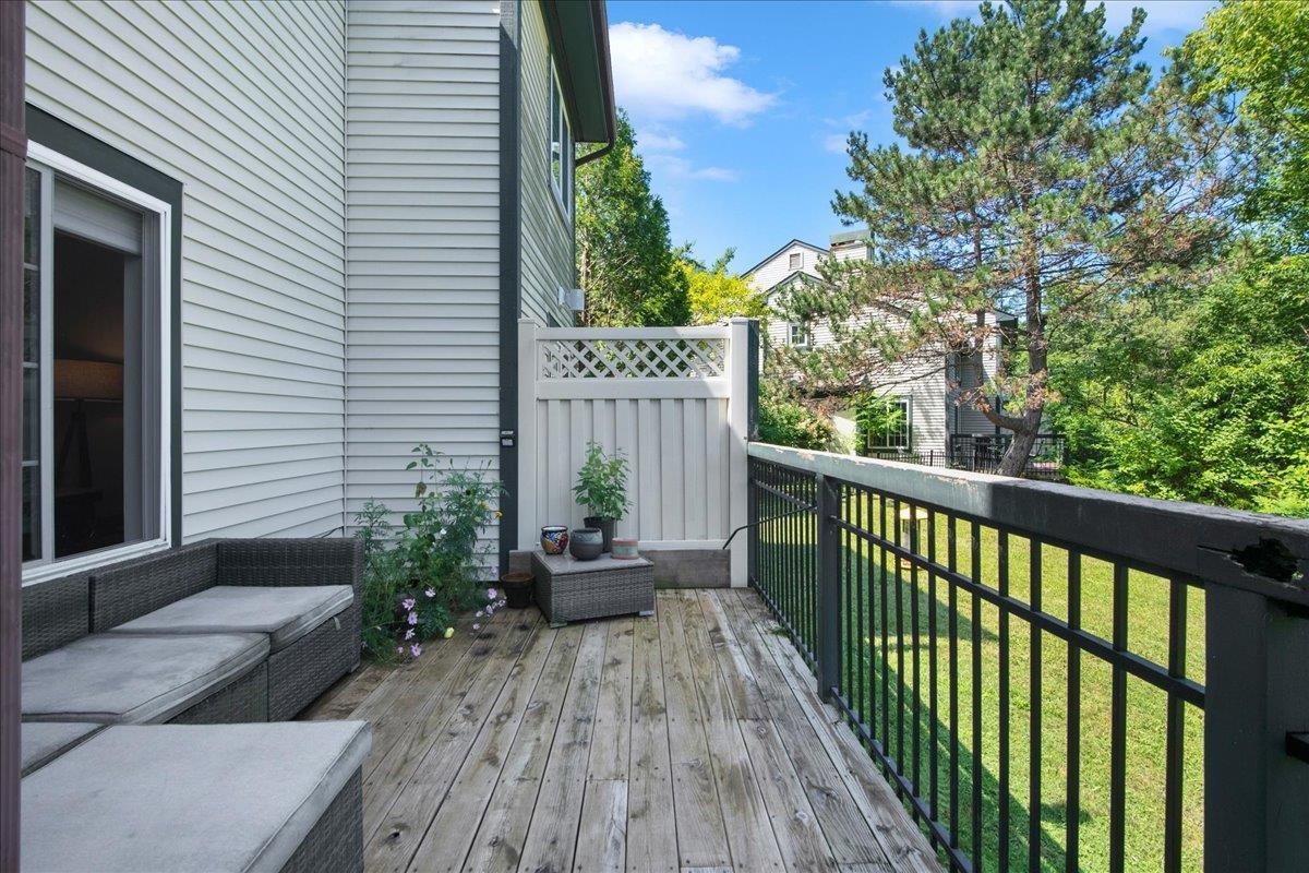 3 Lake Forest Drive