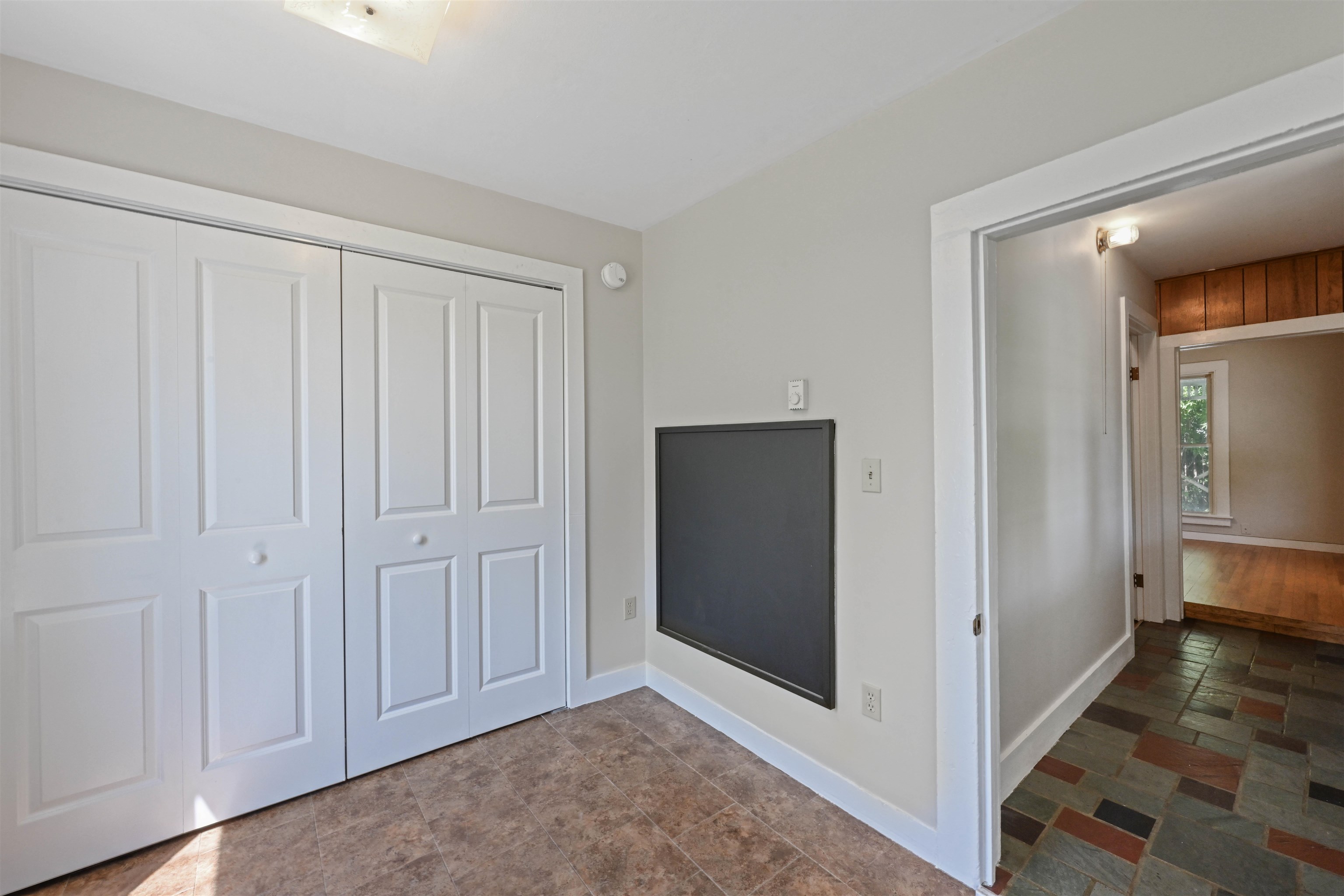 36 Seymour Street Unit: 1