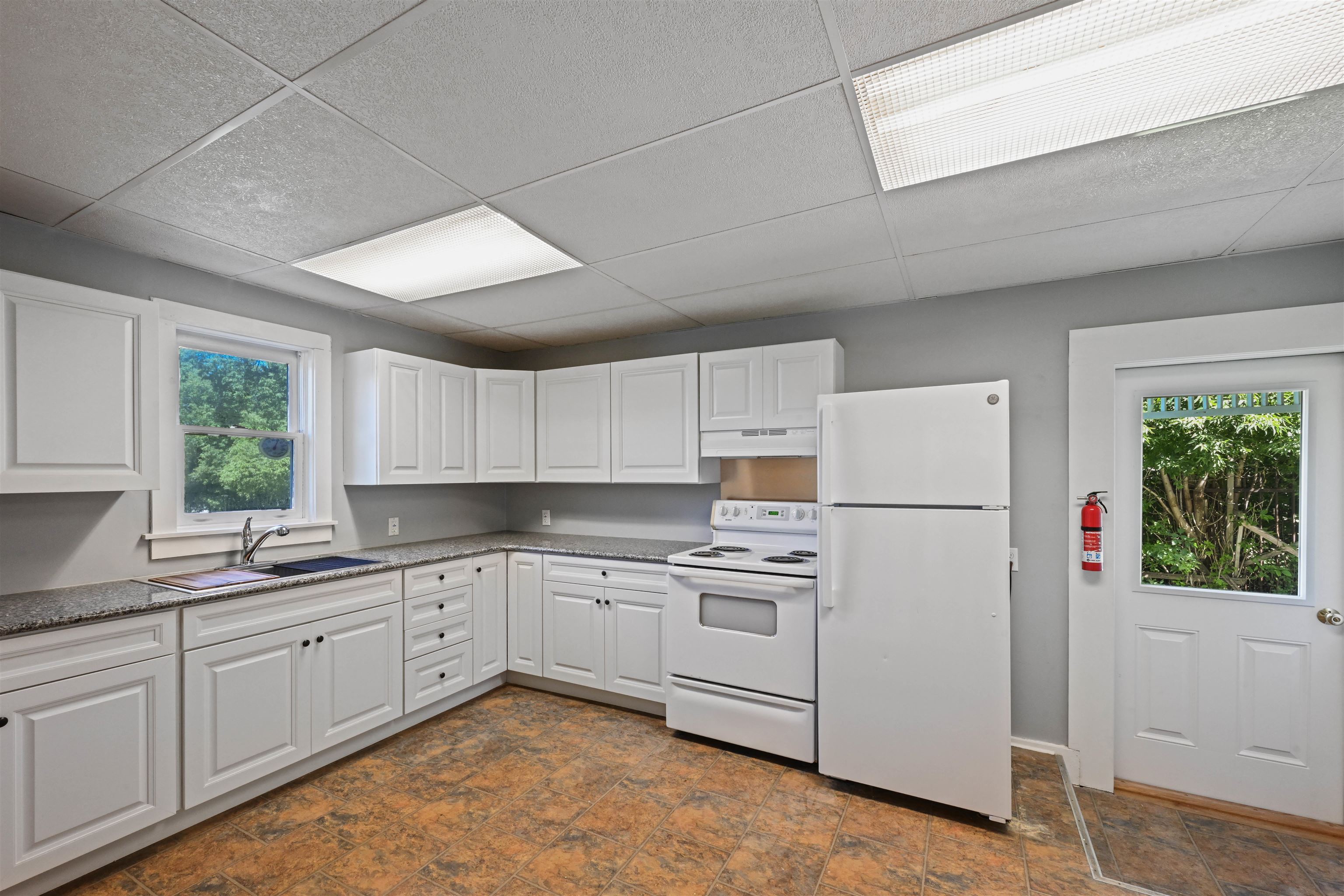 36 Seymour Street Unit: 1